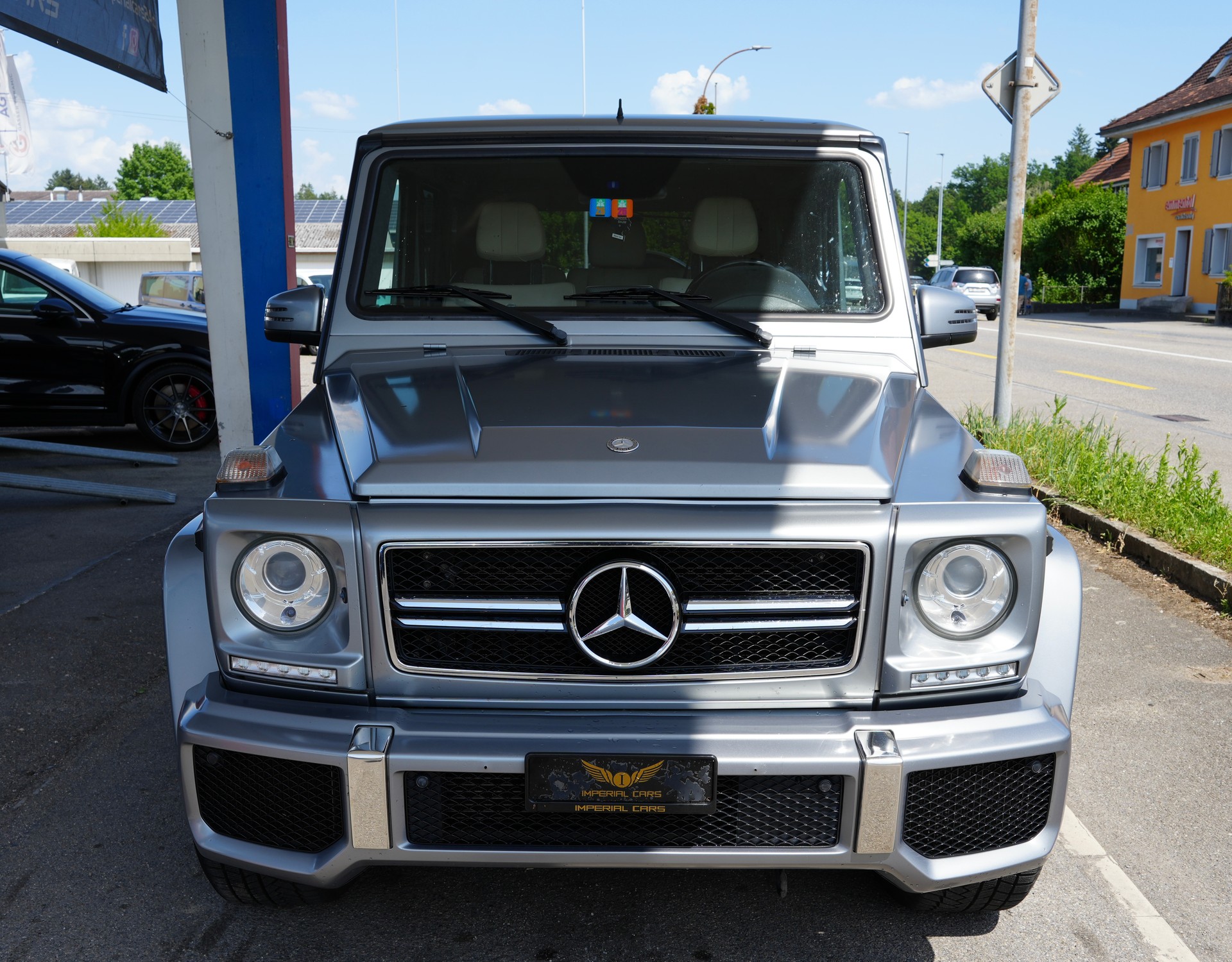 MERCEDES-BENZ G 63 AMG Automatic-image-6