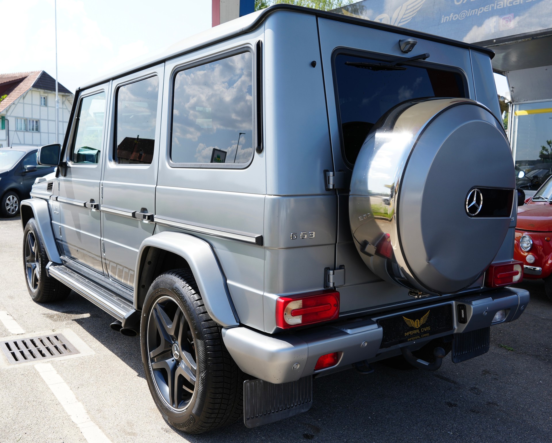 MERCEDES-BENZ G 63 AMG Automatic-image-2