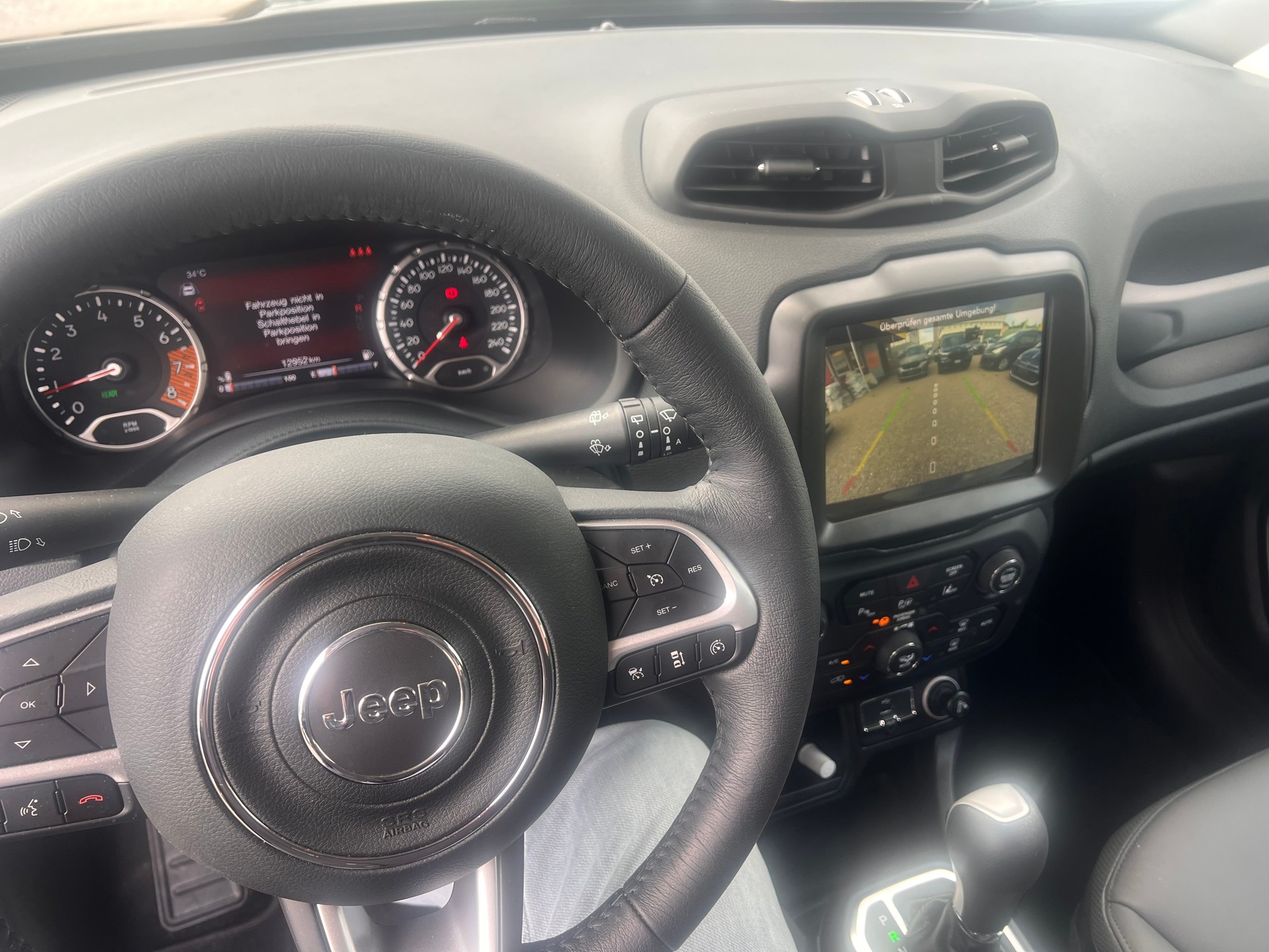 JEEP Renegade 1.5 MHEV Swiss Limited Plus-image-11