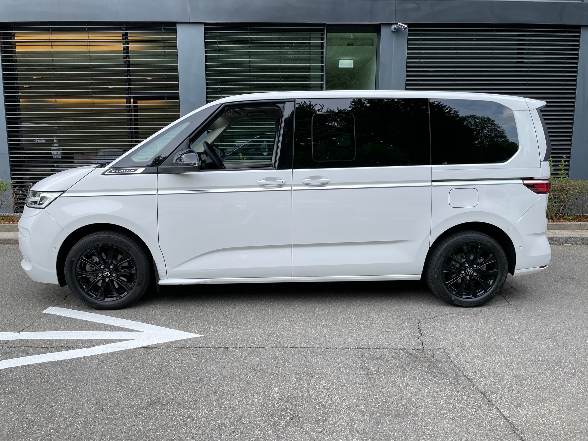 VW Multivan 1.5 eHybrid Style 4Motion DSG-showroom-element-1