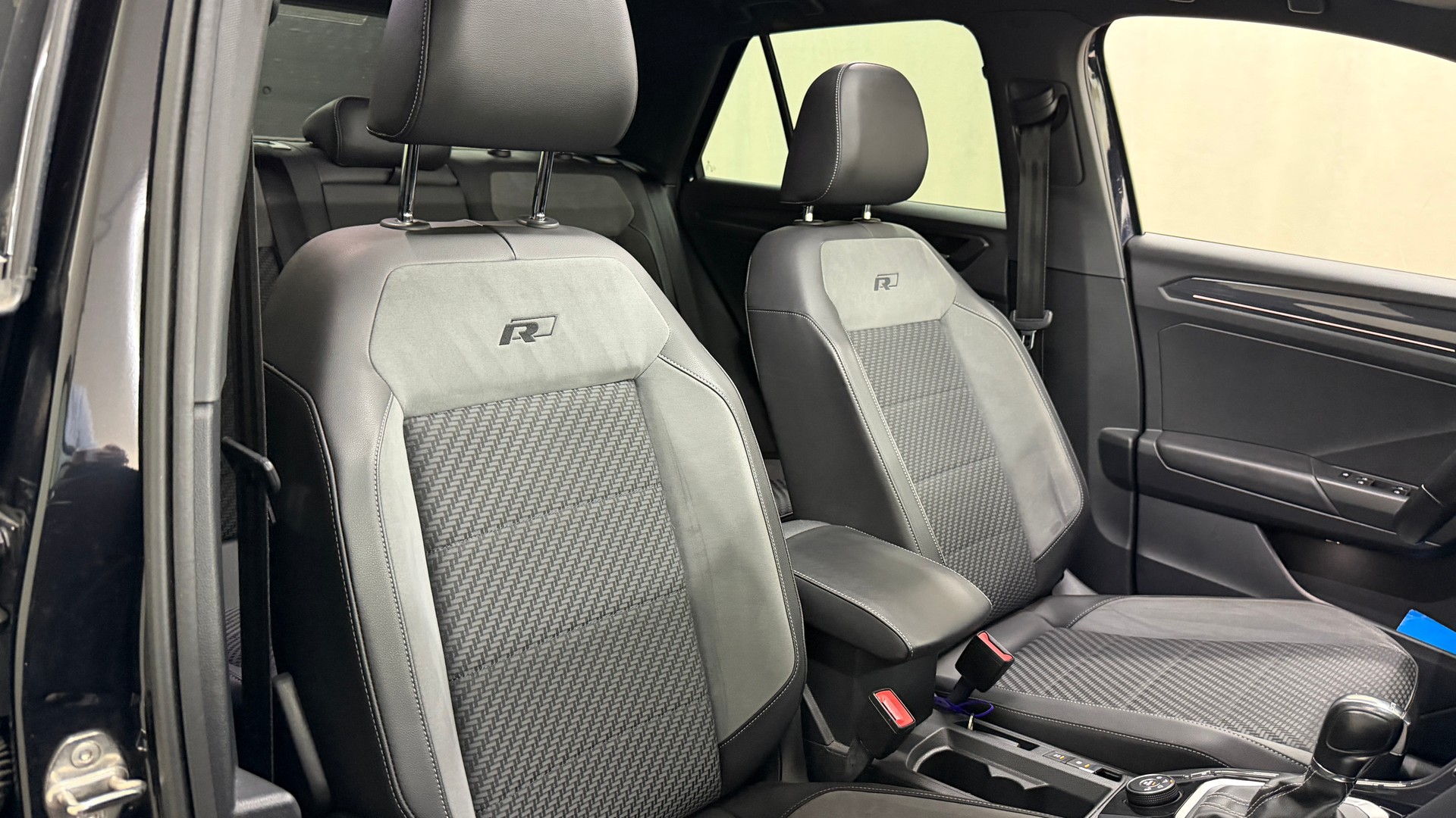 VW T-Roc 2.0 TDI SCR Sport DSG 4Motion-image-12