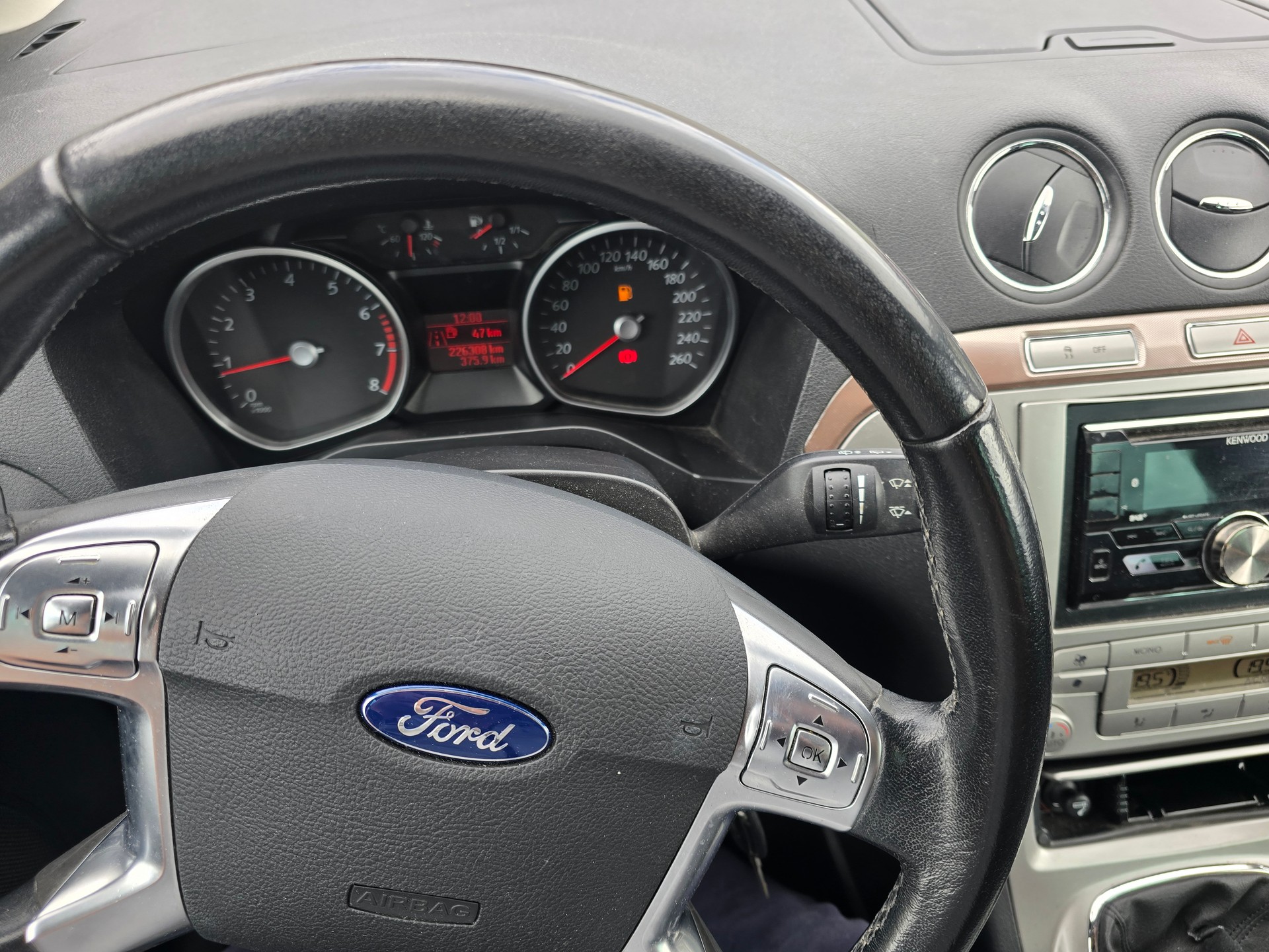 FORD S-Max 2.0i Ambiente-image-8