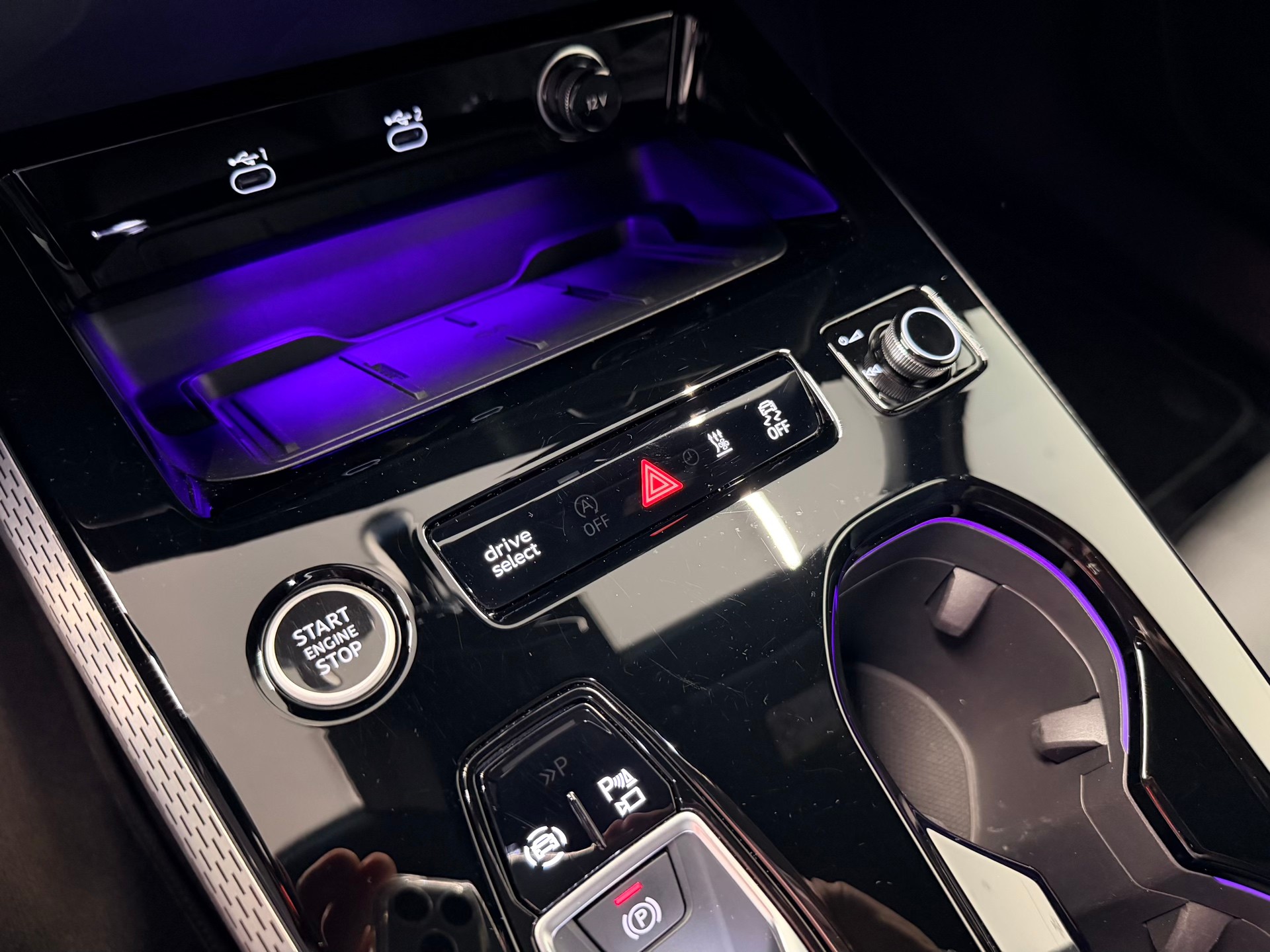 AUDI A5 Avant TDI quattro 150 kW S tronic-image-23