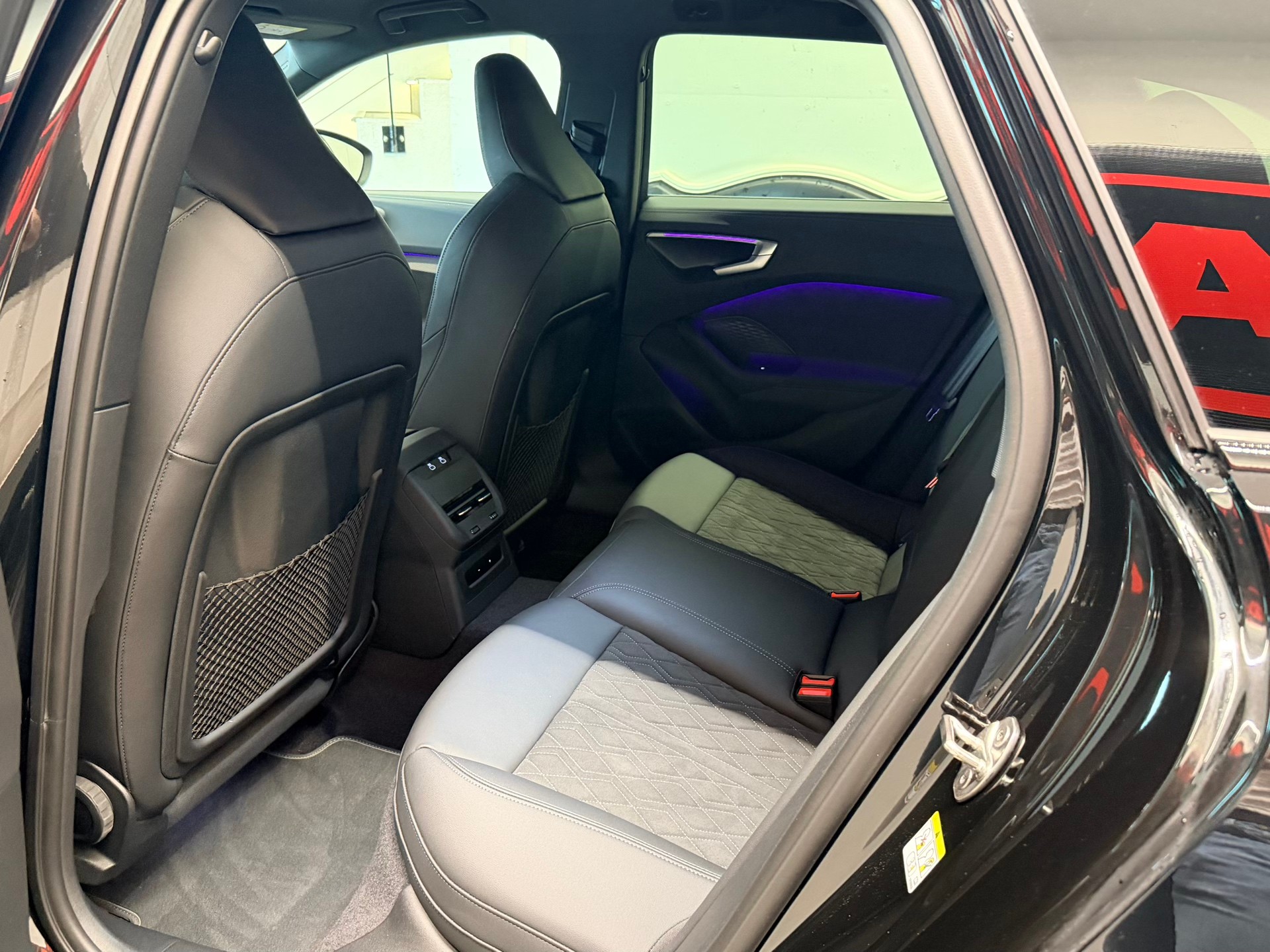 AUDI A5 Avant TDI quattro 150 kW S tronic-image-15