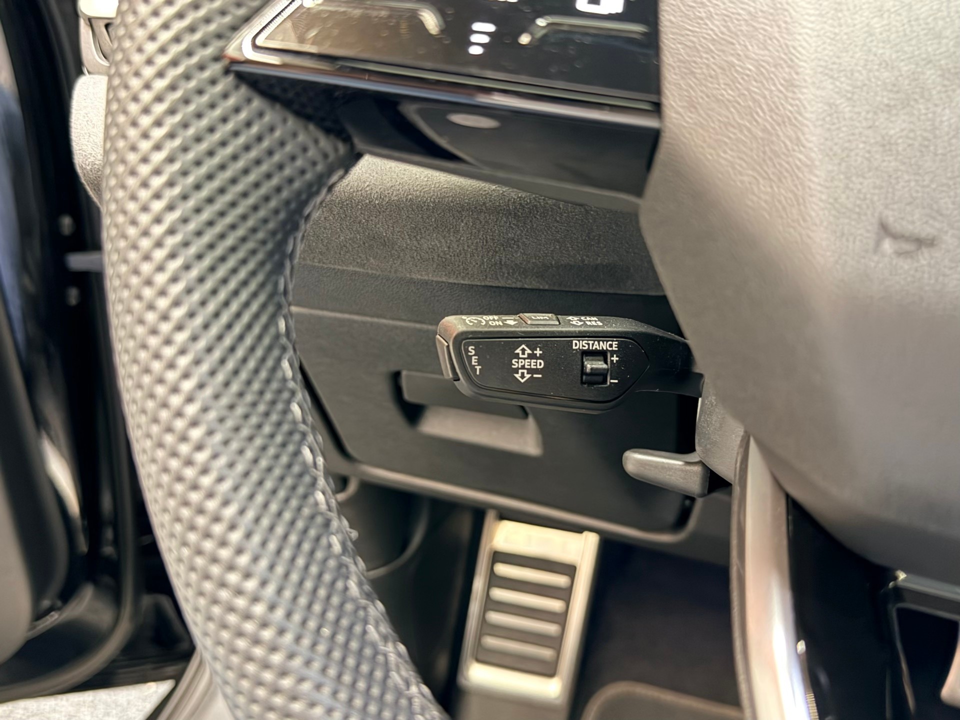 AUDI A5 Avant TDI quattro 150 kW S tronic-image-27