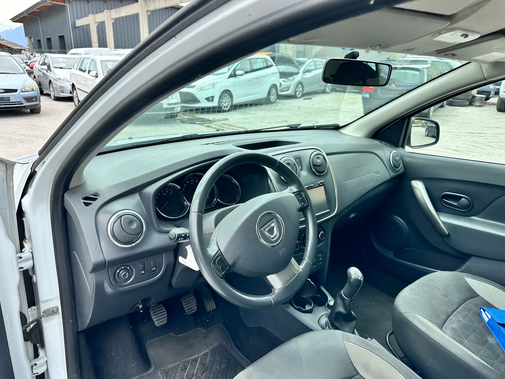 DACIA Sandero Tce 90 Stepway Lauréate-image-9