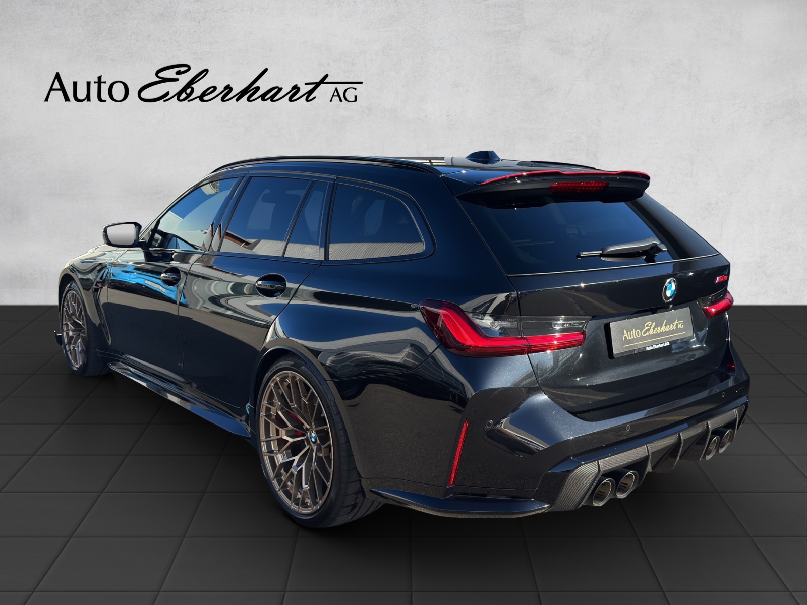 BMW M3 CS Touring xDrive-showroom-element-1