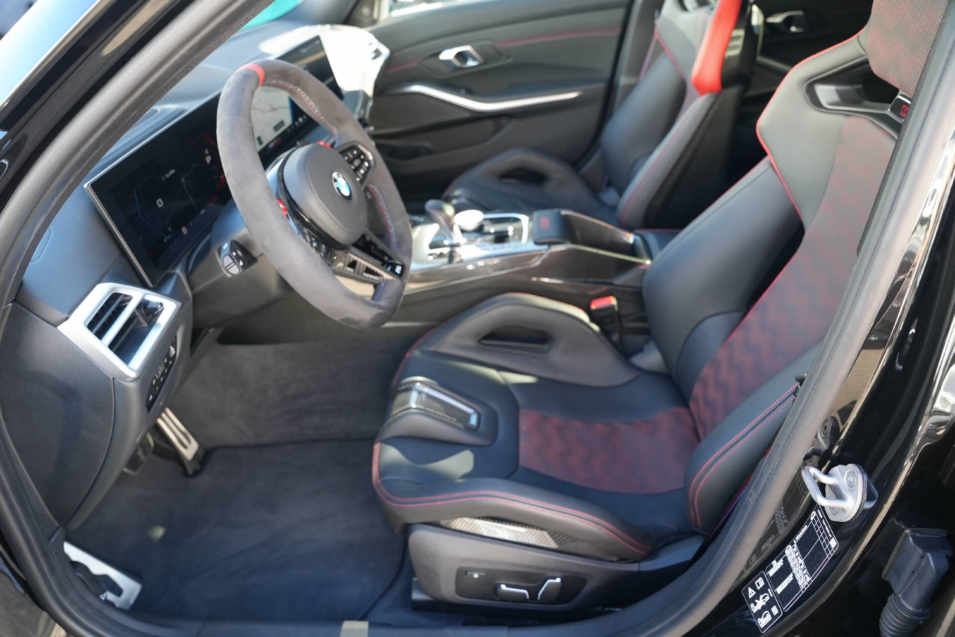 BMW M3 CS Touring xDrive-image-7
