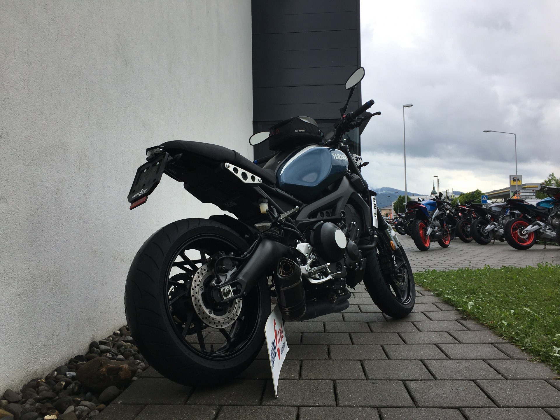YAMAHA XSR 900-image-6
