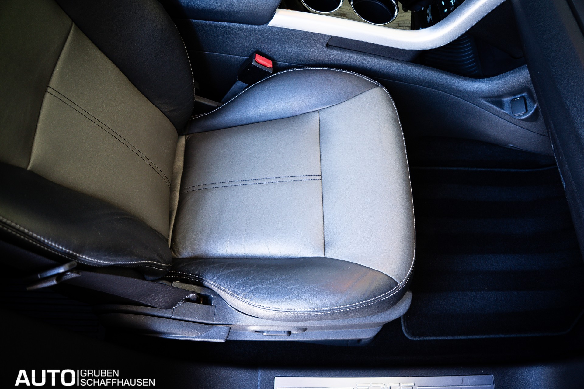 FORD Edge 3.7 V6 4x4 Sport-image-15