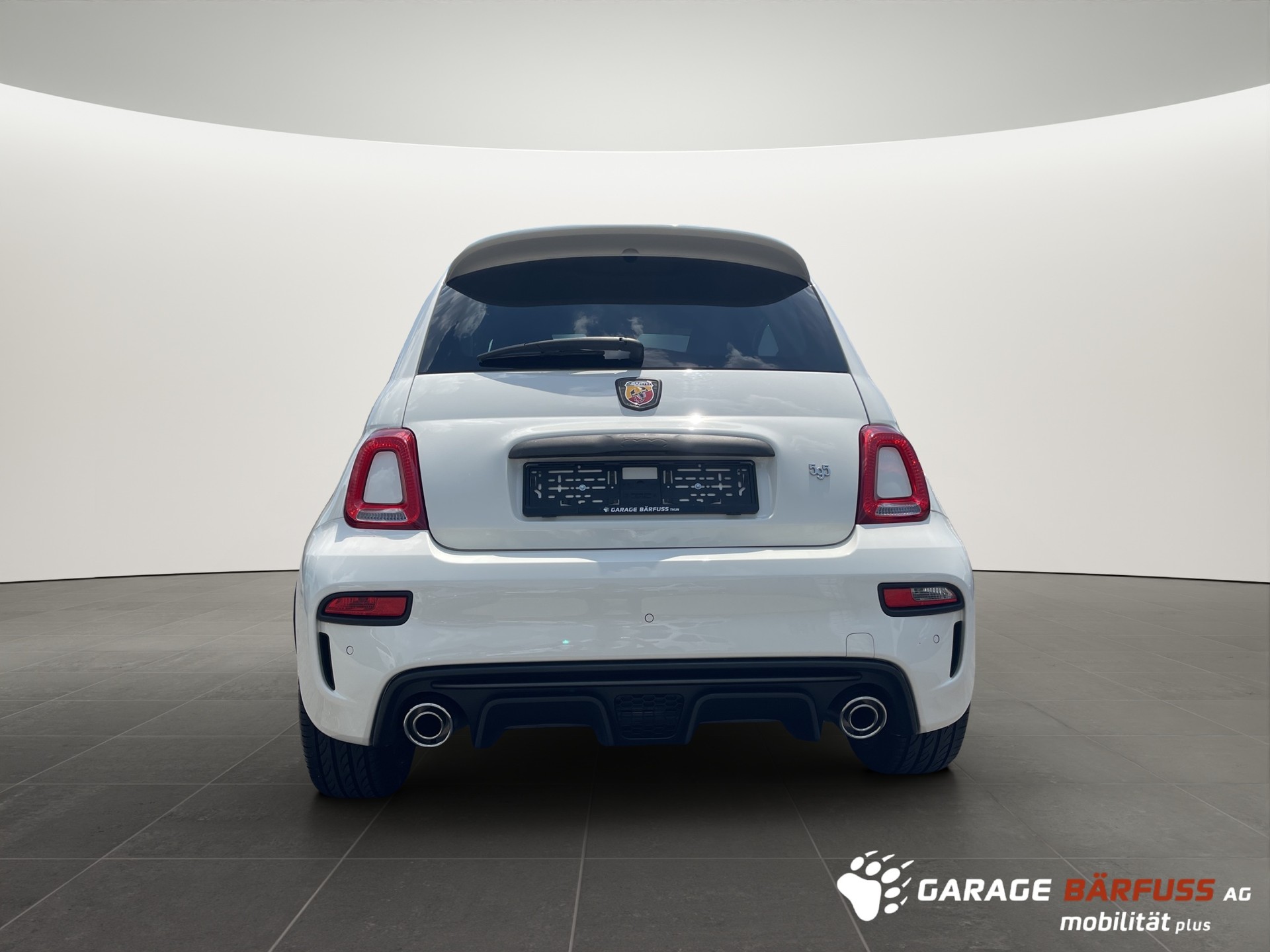 FIAT 500 Abarth-showroom-element-3