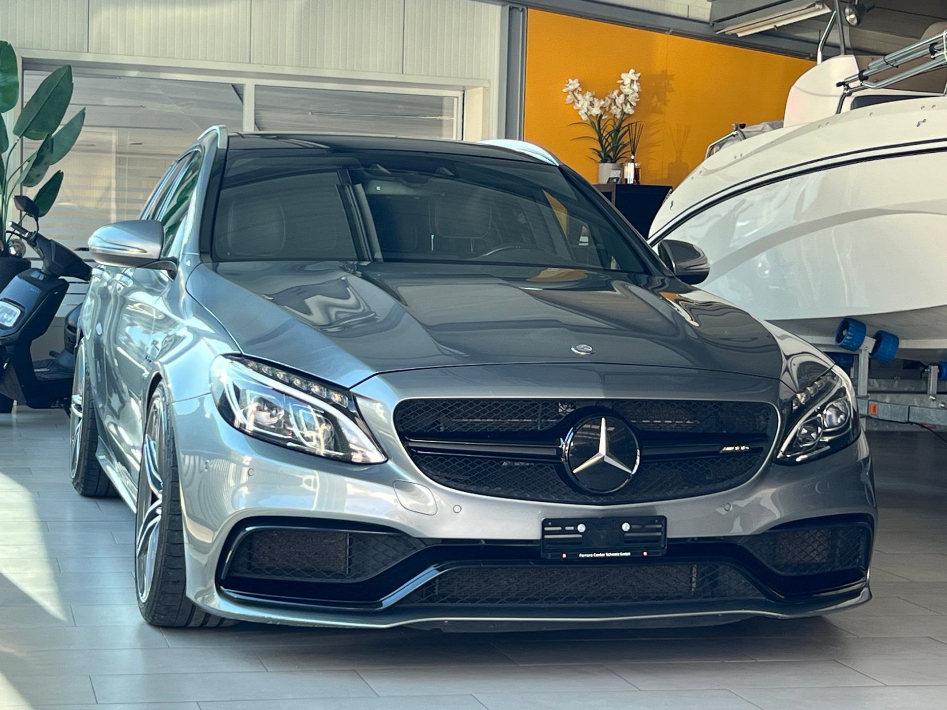 MERCEDES-BENZ C 63 AMG Speedshift-image-1