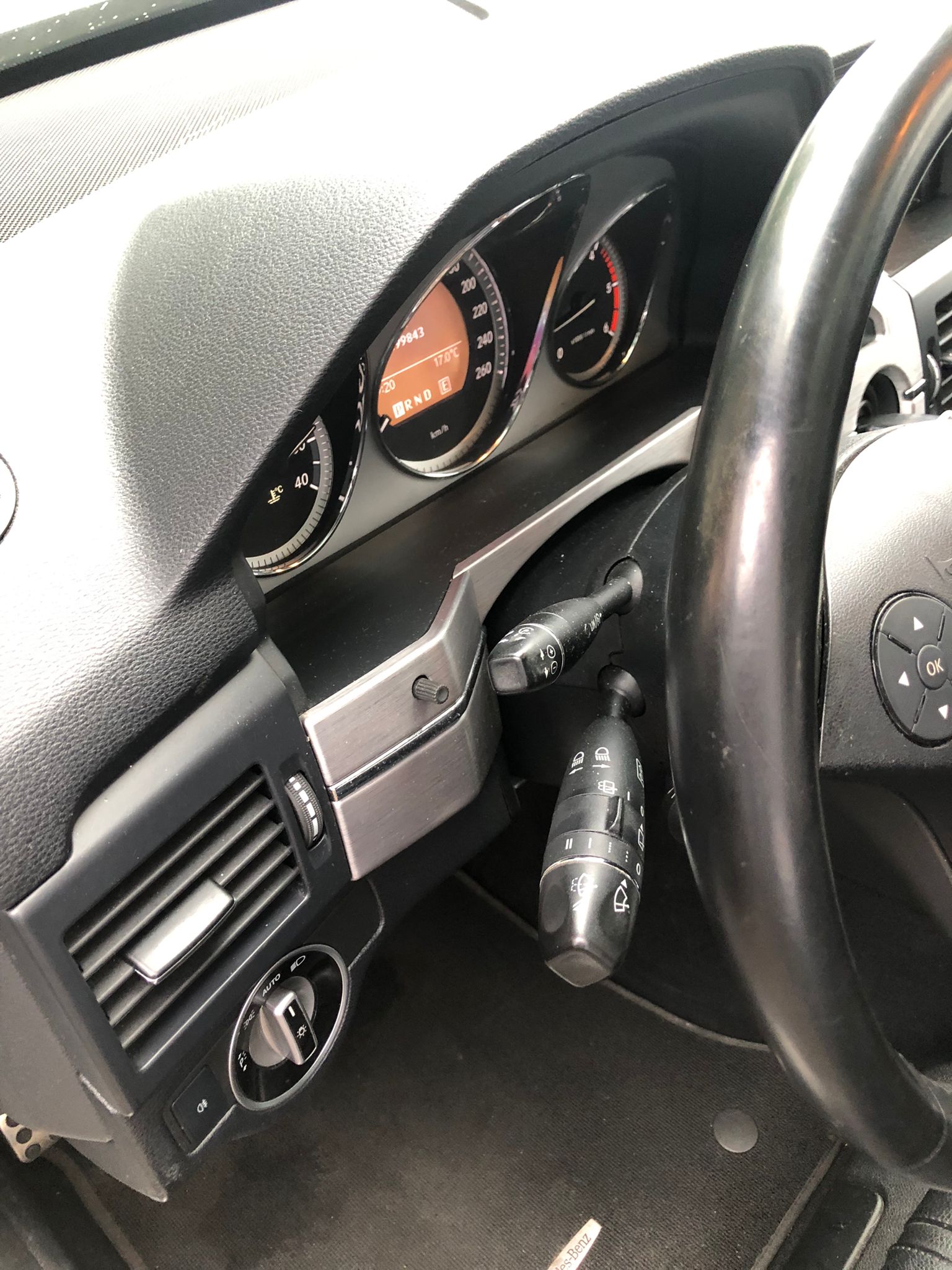 MERCEDES-BENZ GLK 220 CDI BlueEfficiency 4Matic 7G-Tronic-image-21