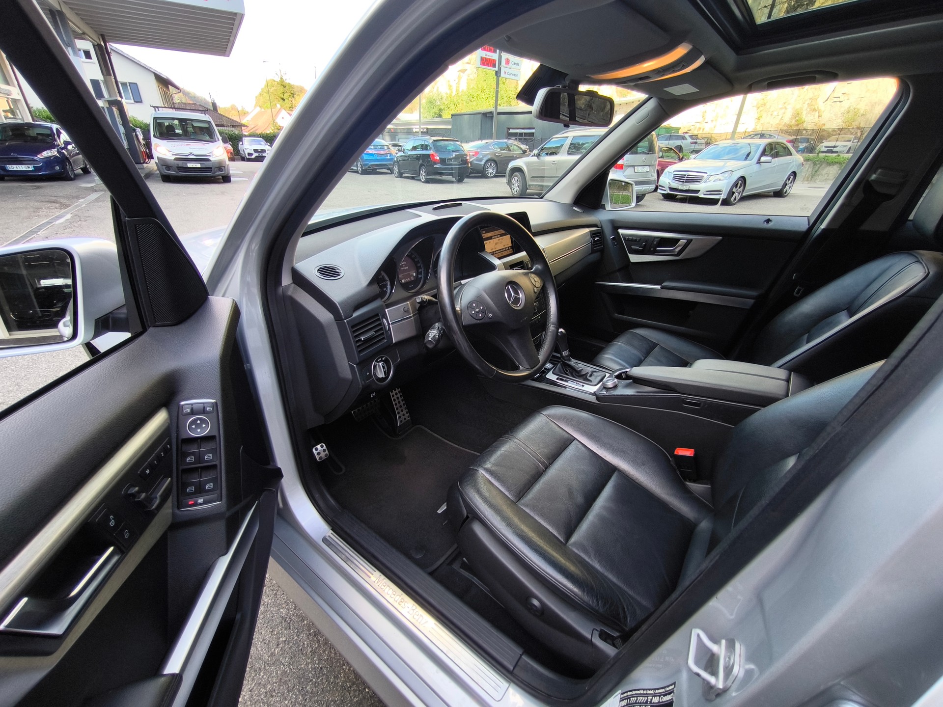 MERCEDES-BENZ GLK 220 CDI BlueEfficiency 4Matic 7G-Tronic-image-17