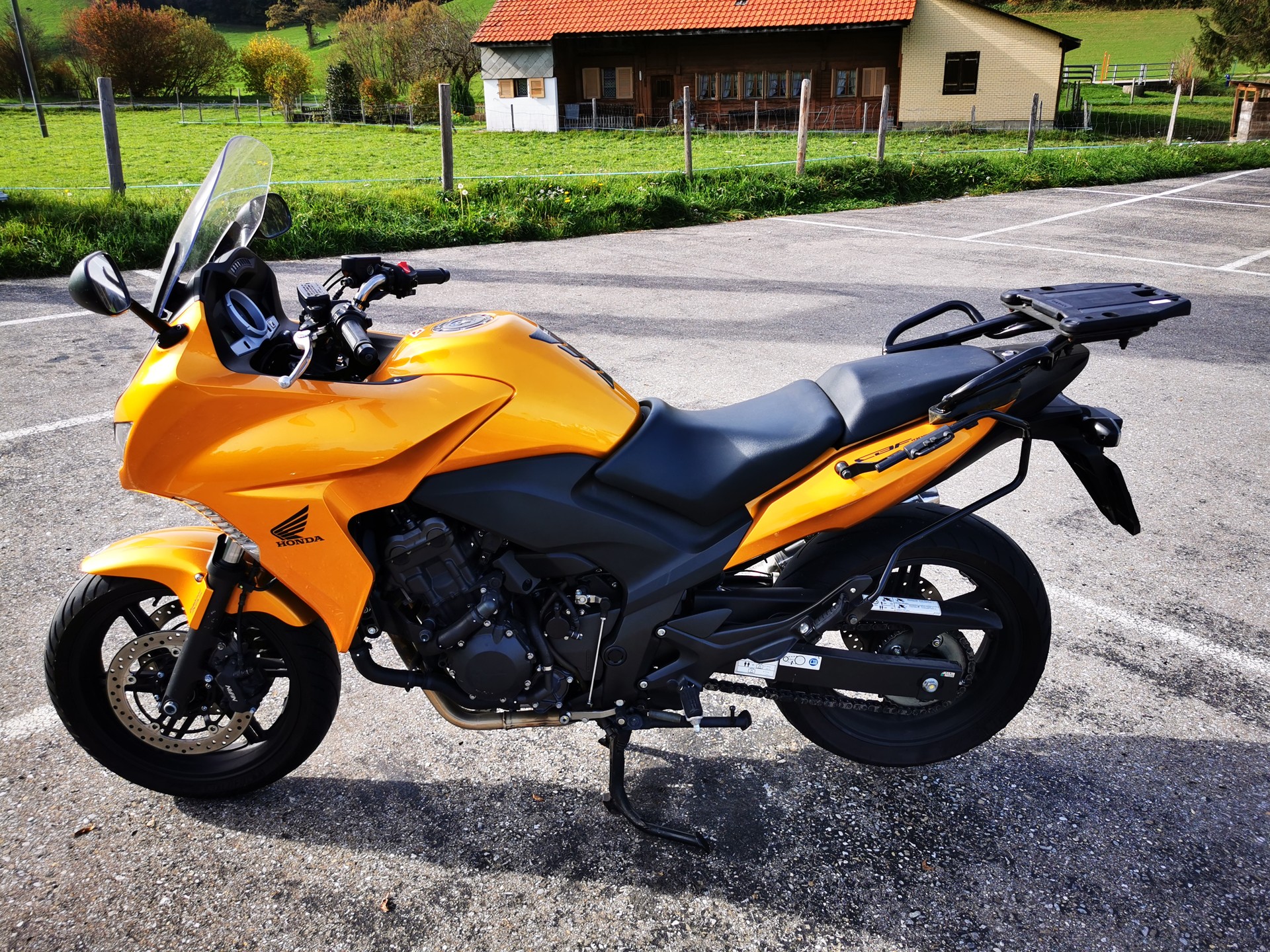 HONDA CBF 1000 F ABS-image-4