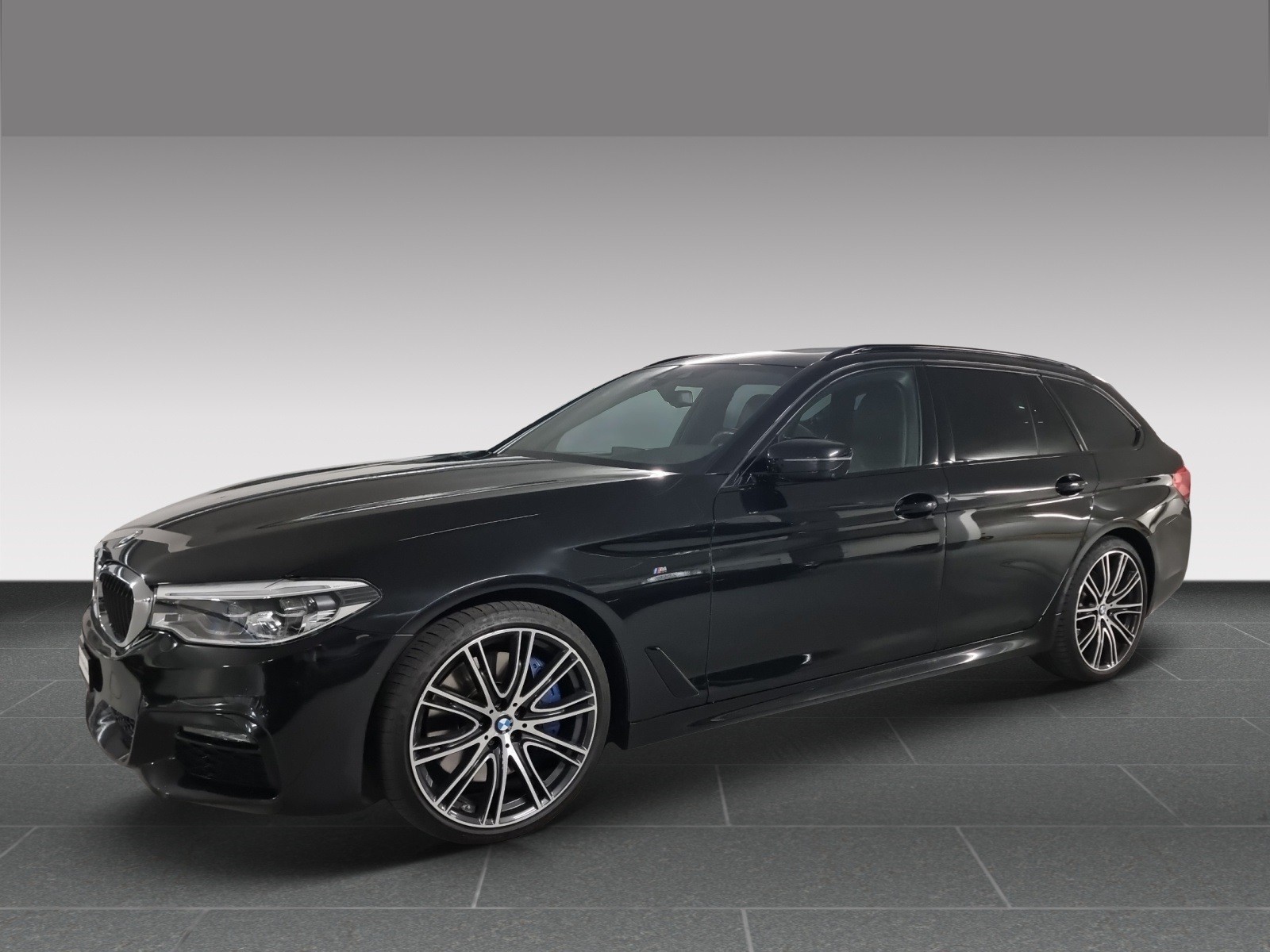 BMW 540i xDrive Touring M Sport | Neupreis CHF 126'470.-