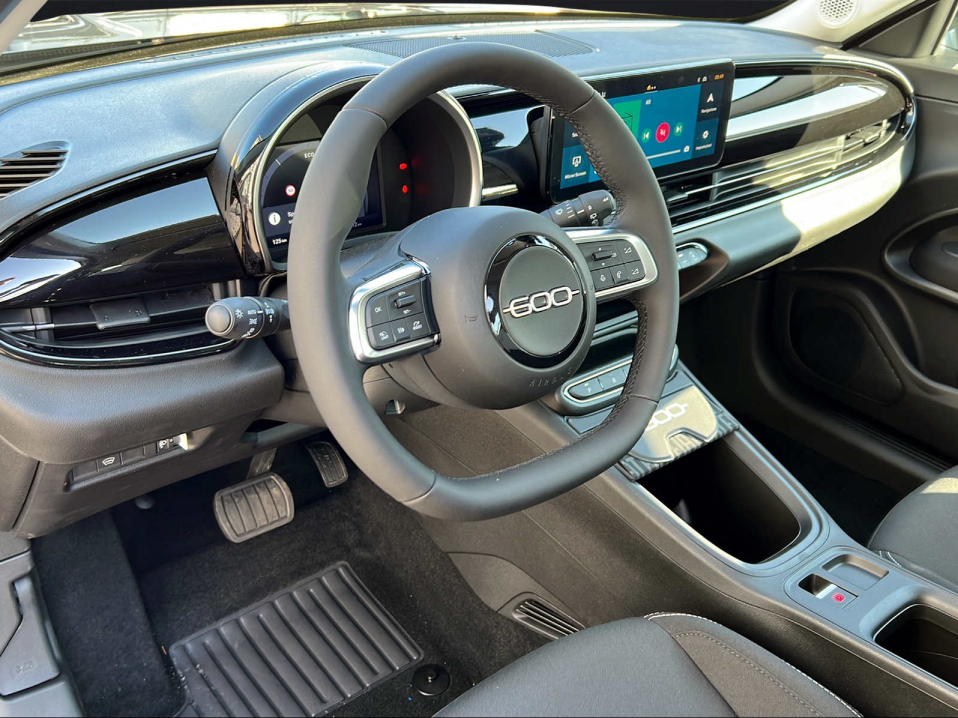 FIAT 600 1.2 Hybrid Icon Swiss Edition-image-6