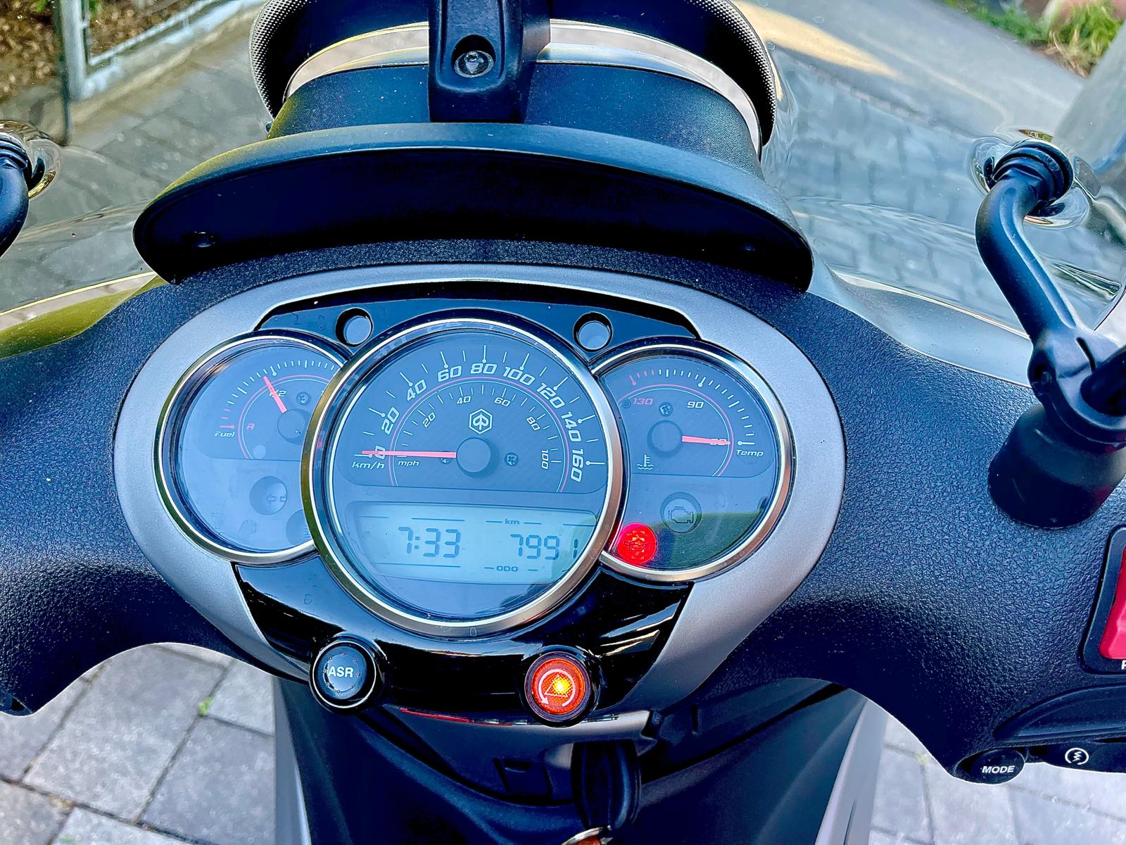 PIAGGIO Beverly 350 i.e.-image-3