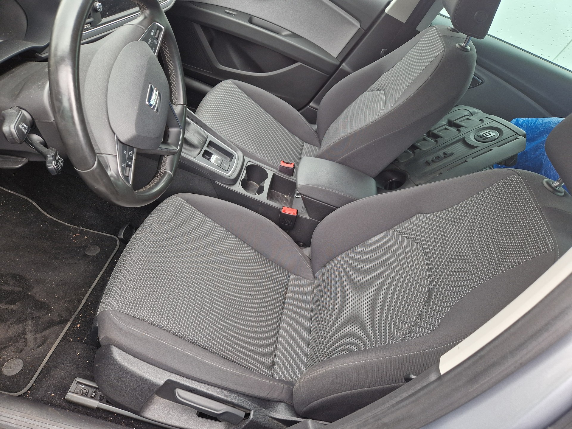 SEAT Leon ST 1.6 TDI CR Style 4Drive-image-8