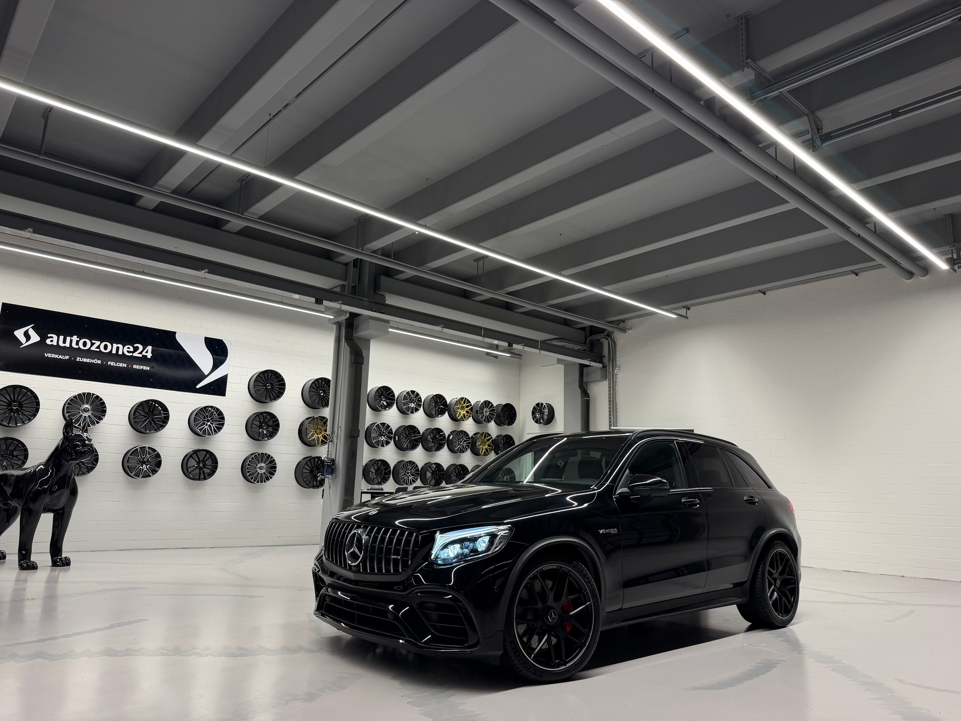 MERCEDES-BENZ GLC 63 S AMG 4m+ *Servicegepflegt bei Mercedes*Garantie*Leder Nappa*Burmester*Sitzbelüftung*AHK*-image-14