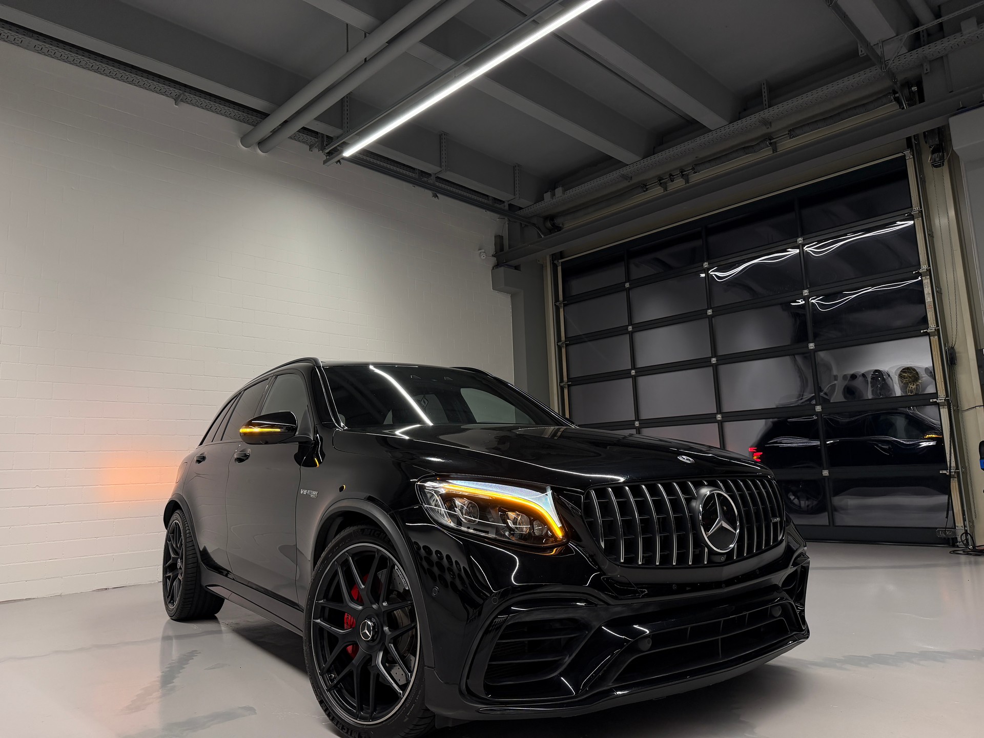 MERCEDES-BENZ GLC 63 S AMG 4m+ *Servicegepflegt bei Mercedes*Garantie*Leder Nappa*Burmester*Sitzbelüftung*AHK*-image-5