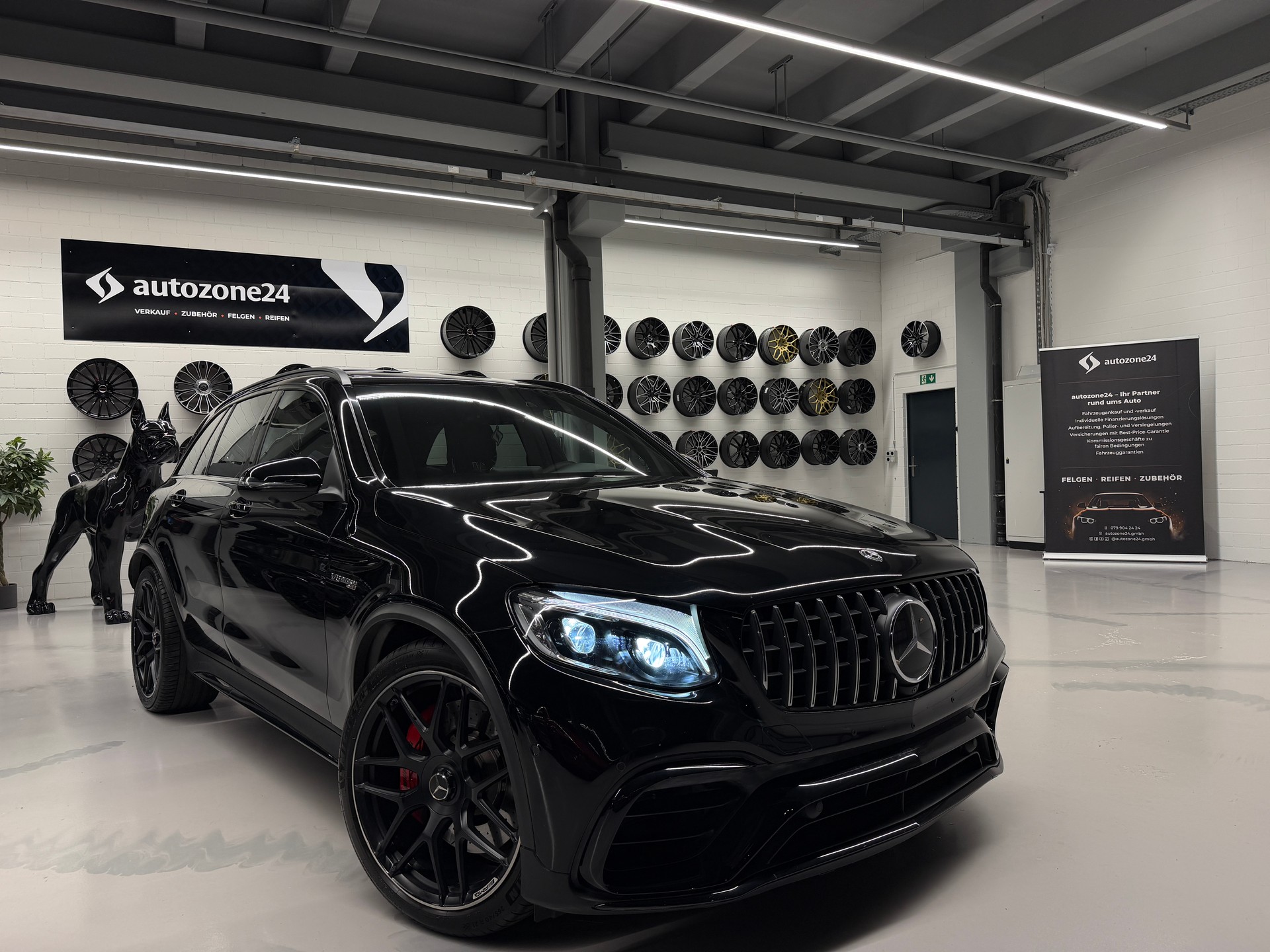 MERCEDES-BENZ GLC 63 S AMG 4m+ *Servicegepflegt bei Mercedes*Garantie*Leder Nappa*Burmester*Sitzbelüftung*AHK*-showroom-element-1