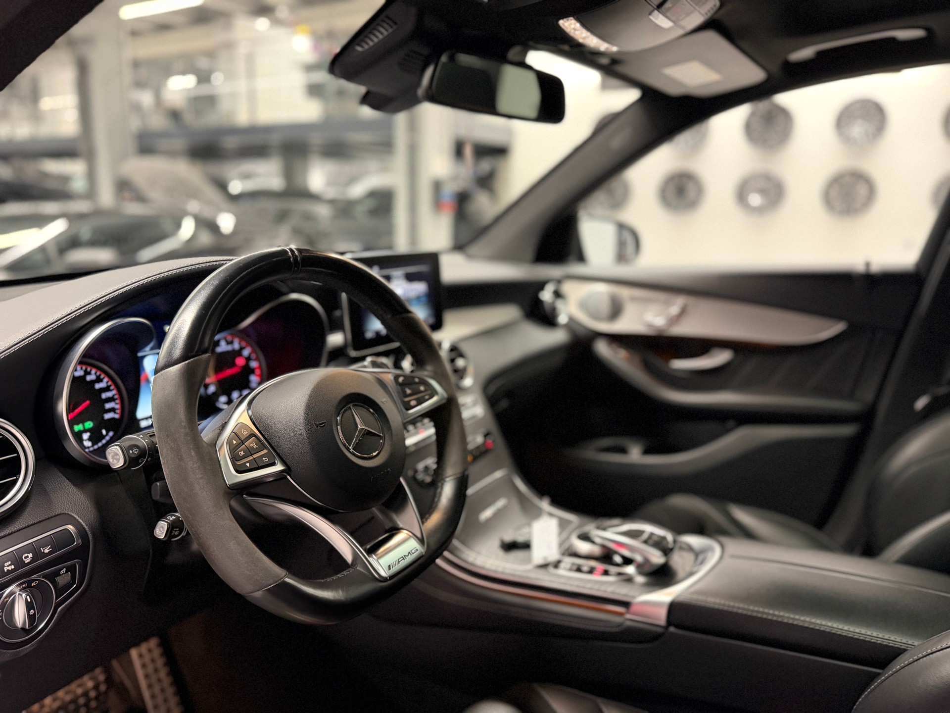 MERCEDES-BENZ GLC 63 S AMG 4m+ *Servicegepflegt bei Mercedes*Garantie*Leder Nappa*Burmester*Sitzbelüftung*AHK*-image-21