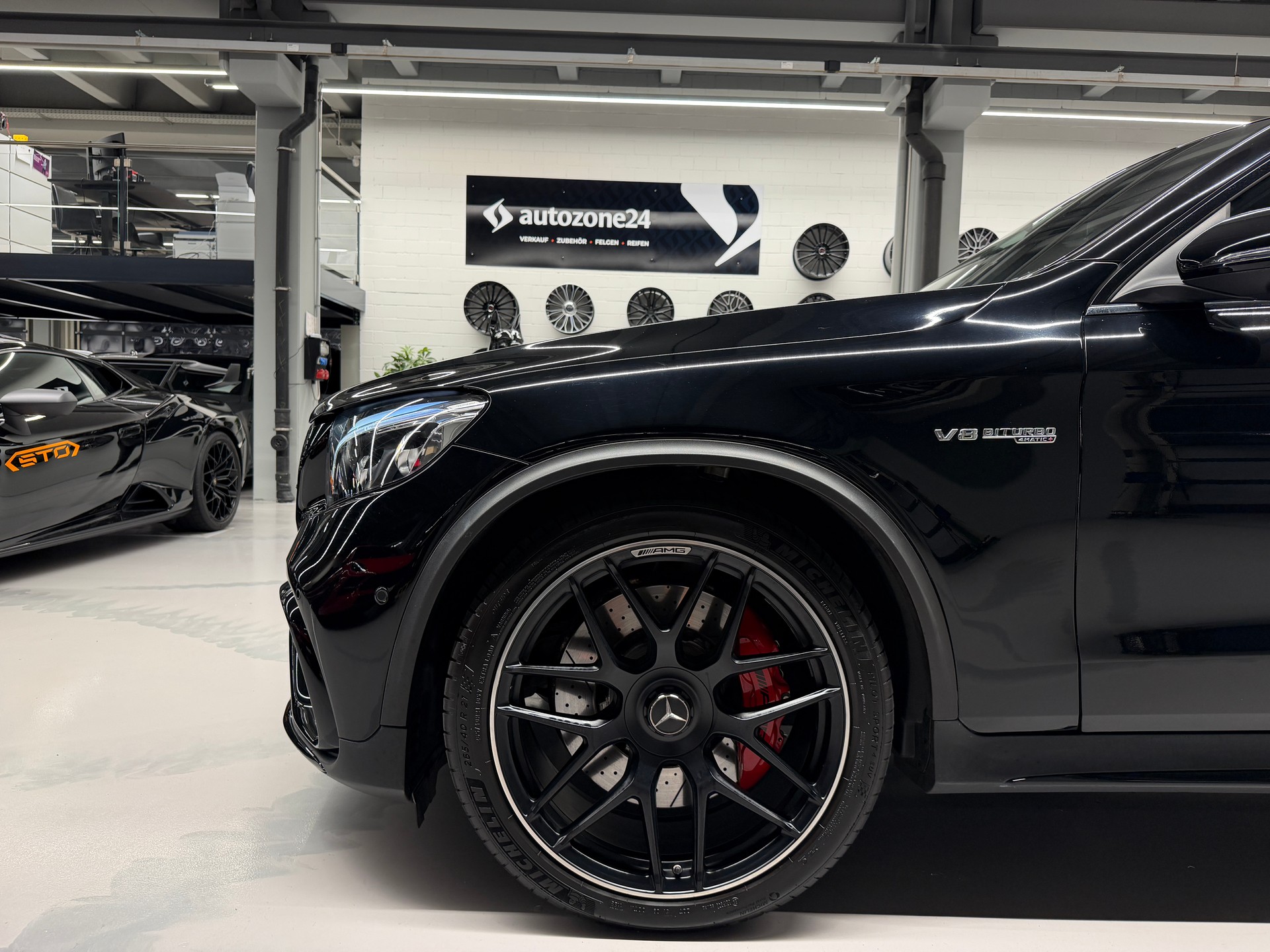 MERCEDES-BENZ GLC 63 S AMG 4m+ *Servicegepflegt bei Mercedes*Garantie*Leder Nappa*Burmester*Sitzbelüftung*AHK*-image-11