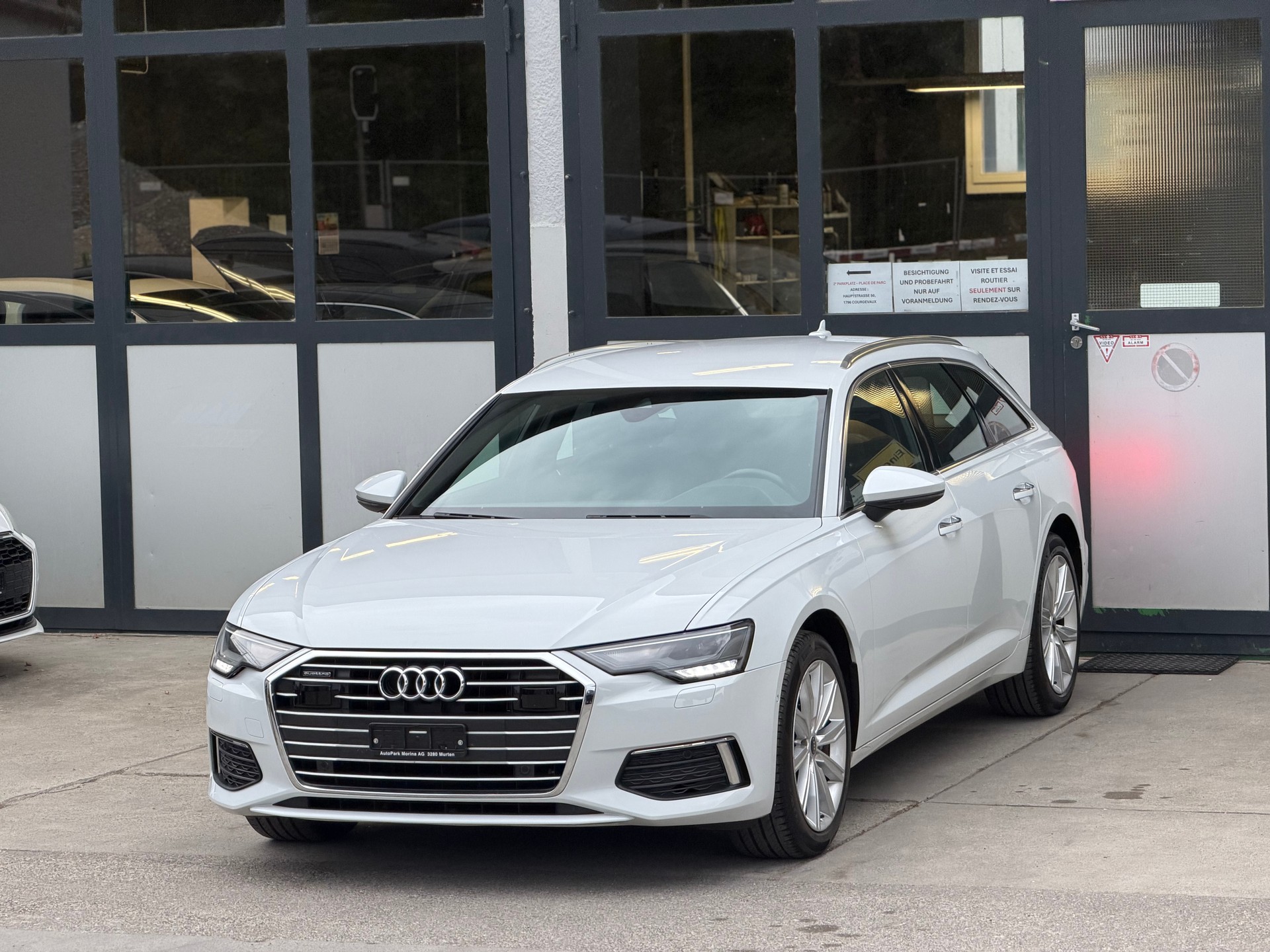 AUDI A6 Avant 40 TDI Design quattro S-tronic-showroom-element-1