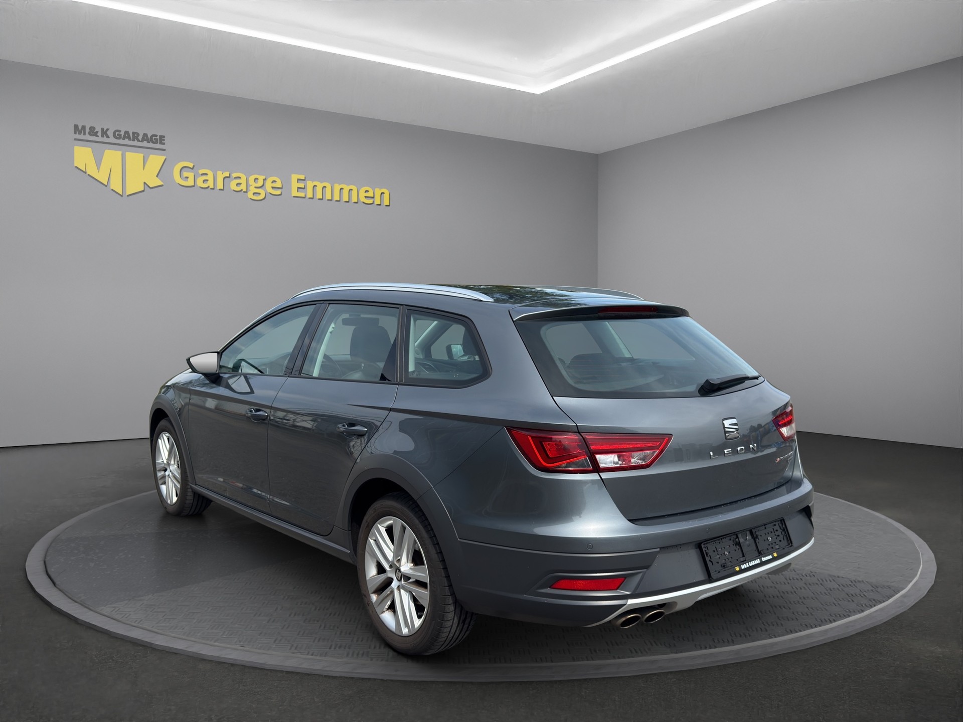 SEAT Leon ST 2.0 TDI X-Perience 4Drive DSG-showroom-element-2