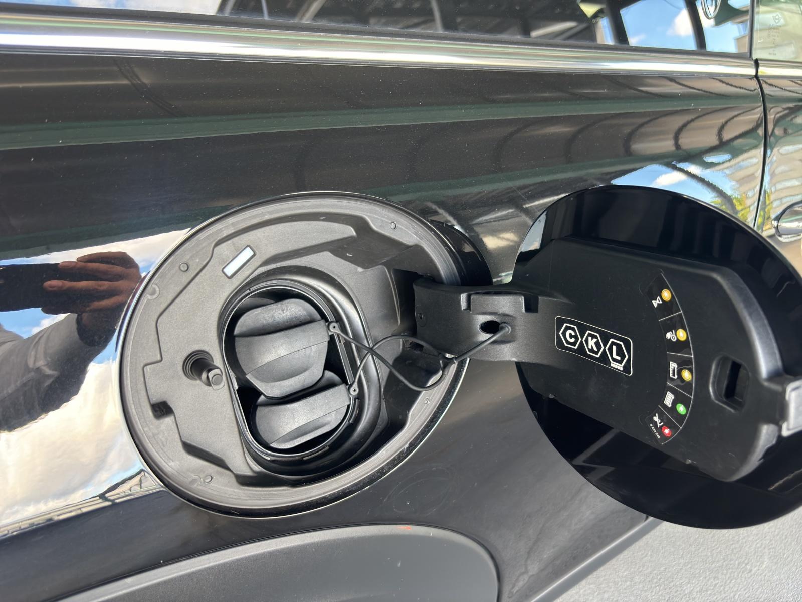 MINI F56 Cooper SE-image-23