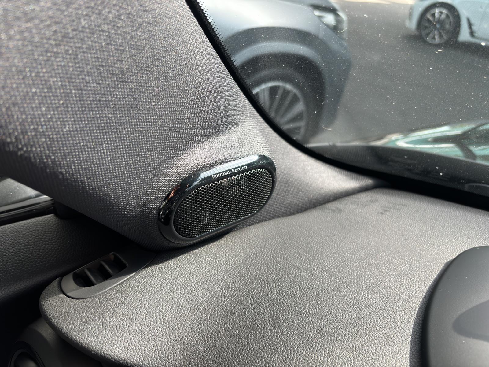 MINI F56 Cooper SE-image-18