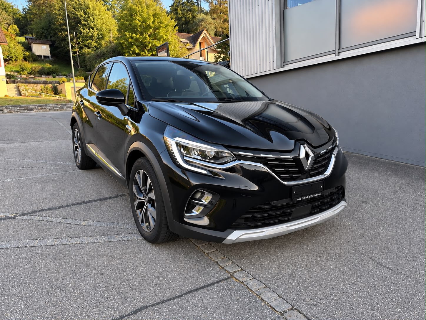 RENAULT Captur 1.3 TCe Techno EDC