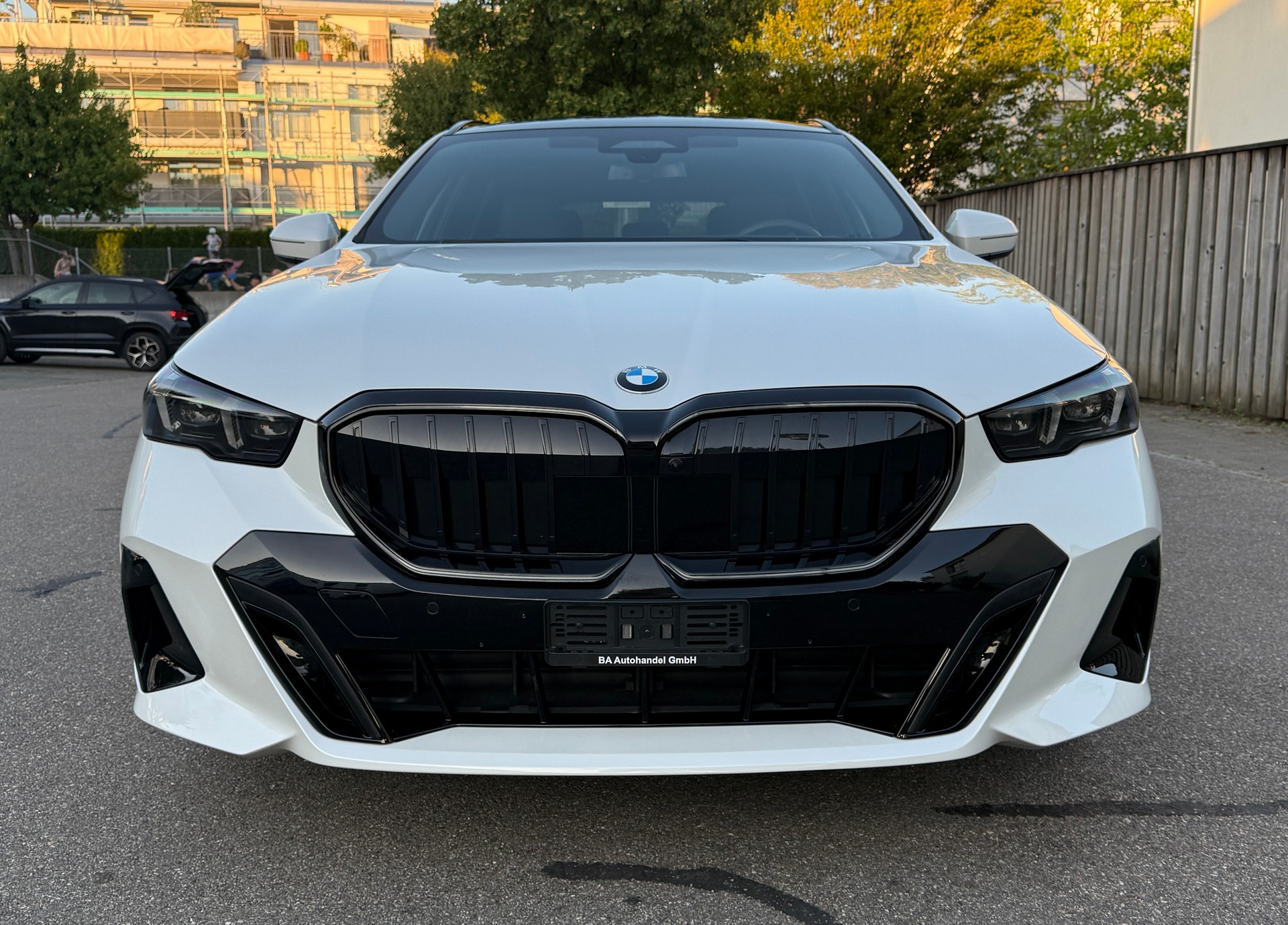 BMW 540d xDRIVE 48V TOURING M SPORT PRO STEPTRONIC*VOLLAUSSTATTUNG*-showroom-element-1
