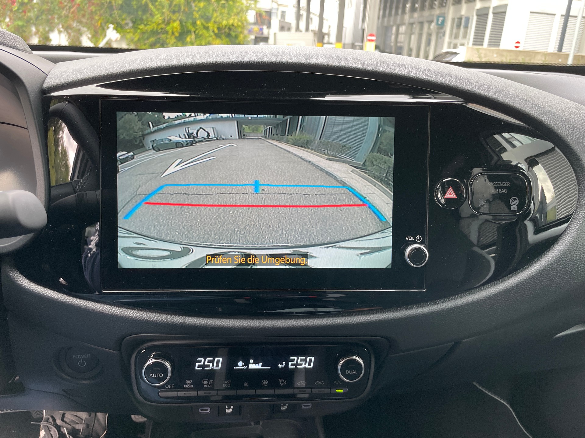 TOYOTA Aygo X 1.5 GR Sport e-CVT-image-16