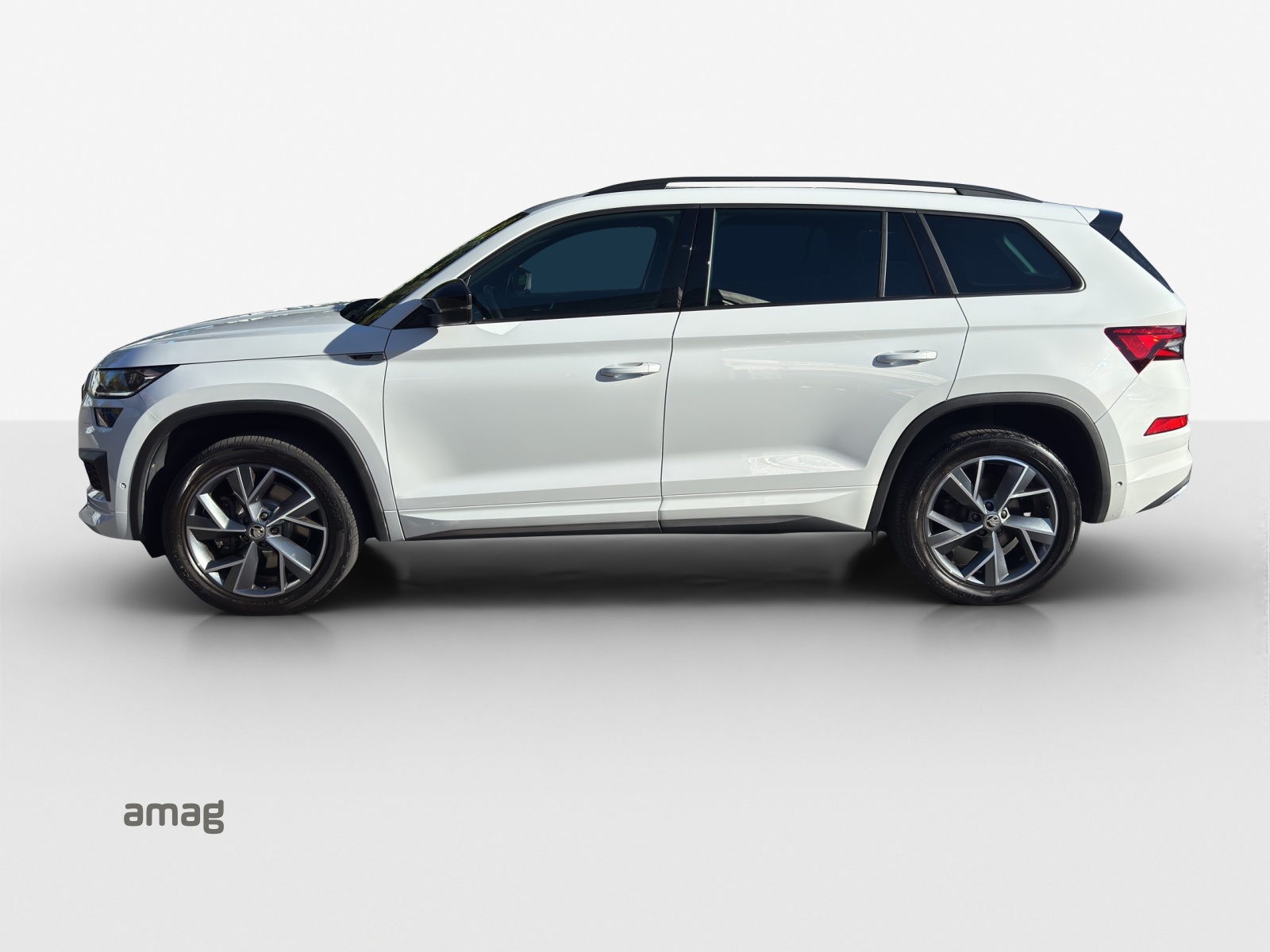 SKODA Kodiaq 2.0 TDI CR SportLine 4x4 DSG-showroom-element-1
