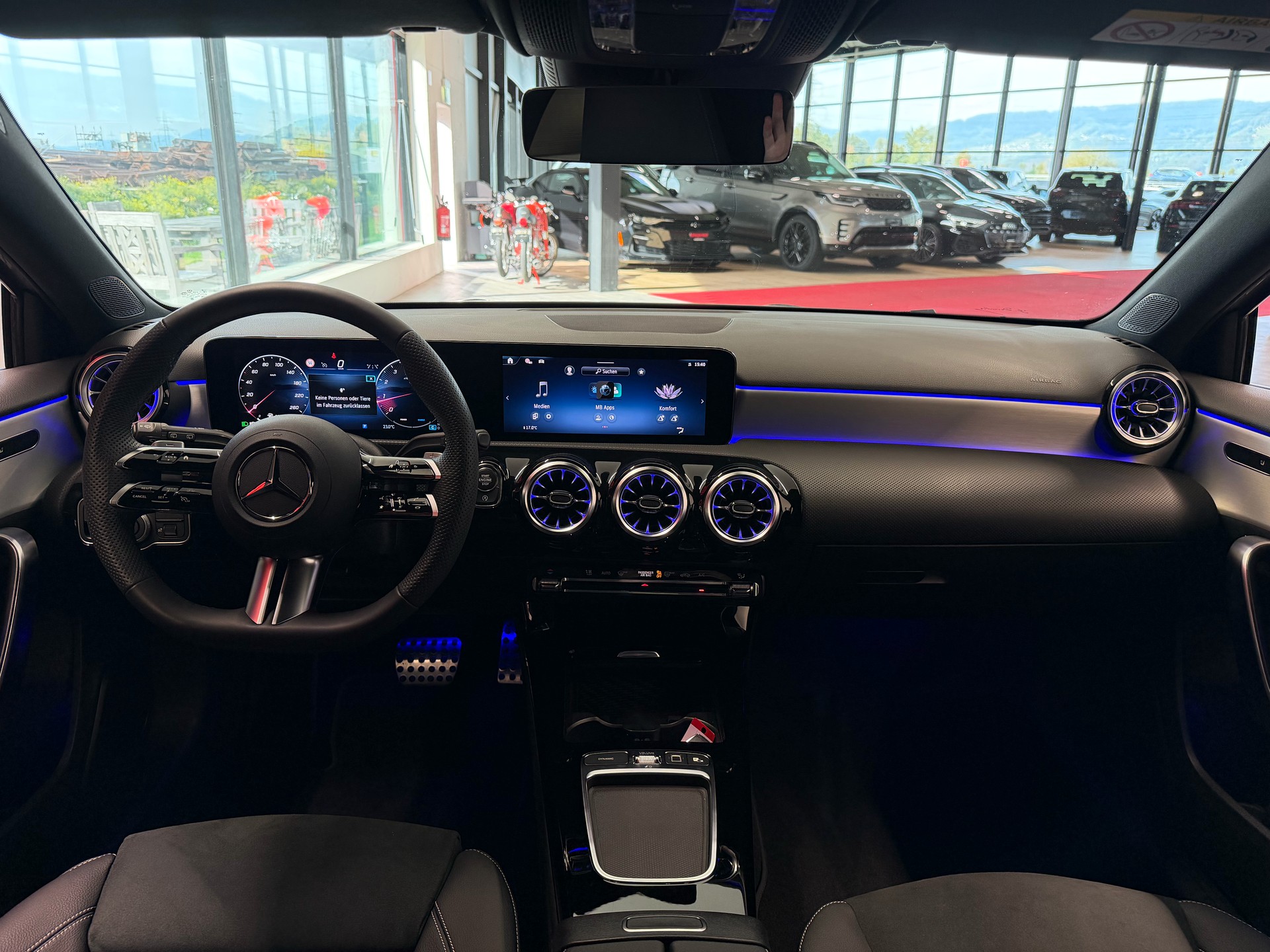 MERCEDES-BENZ A 220 AMG Spezial Edition 4Matic 8G-DCT-image-23
