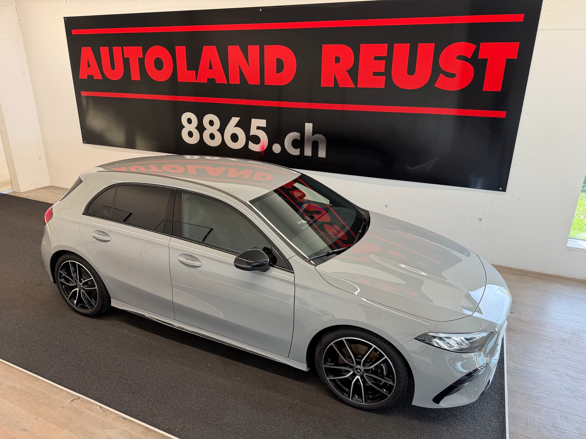 MERCEDES-BENZ A 220 AMG Spezial Edition 4Matic 8G-DCT-image-4