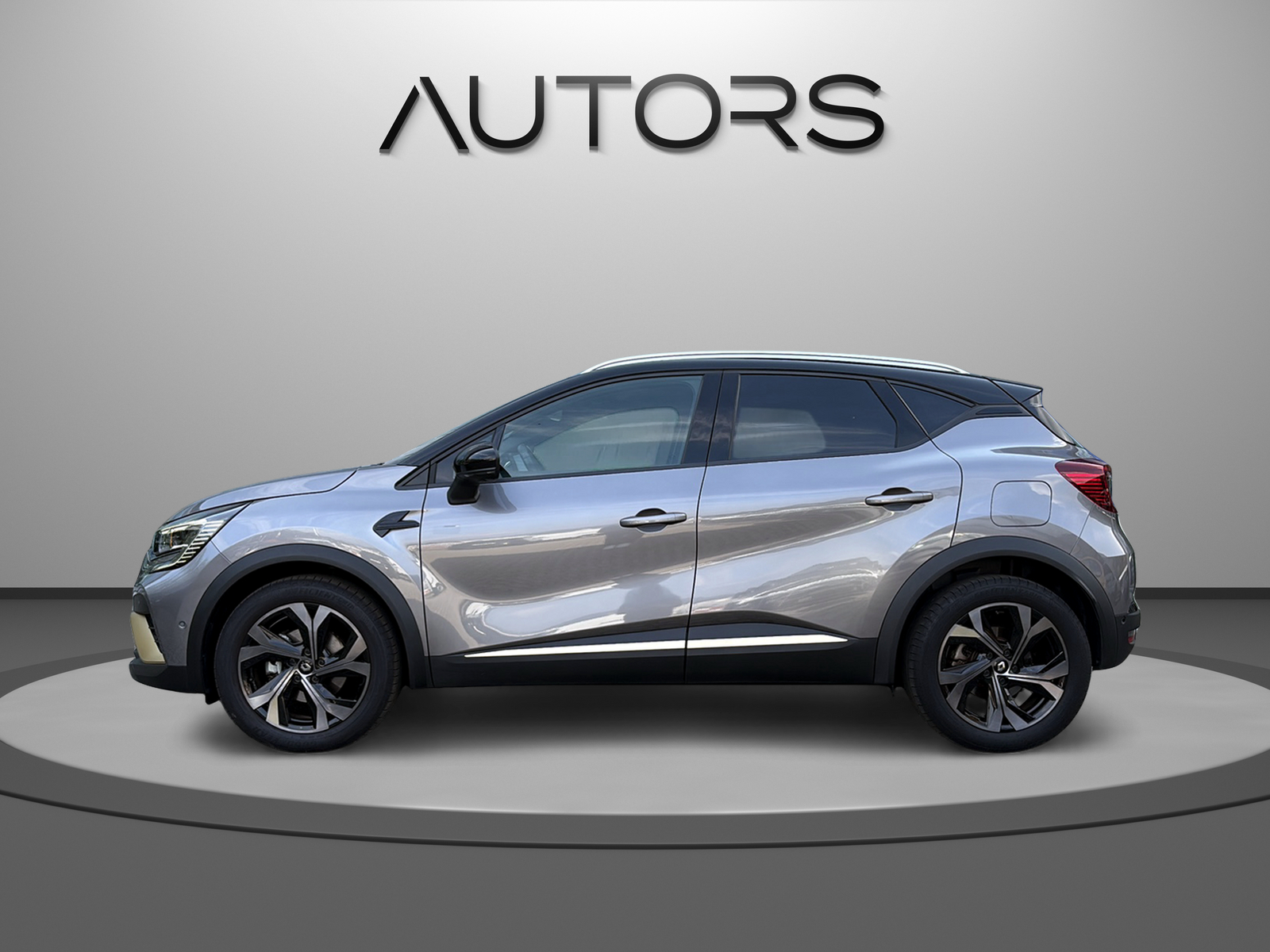 RENAULT 1.6 E-TECH PLUG-IN ENGINEERED-showroom-element-3