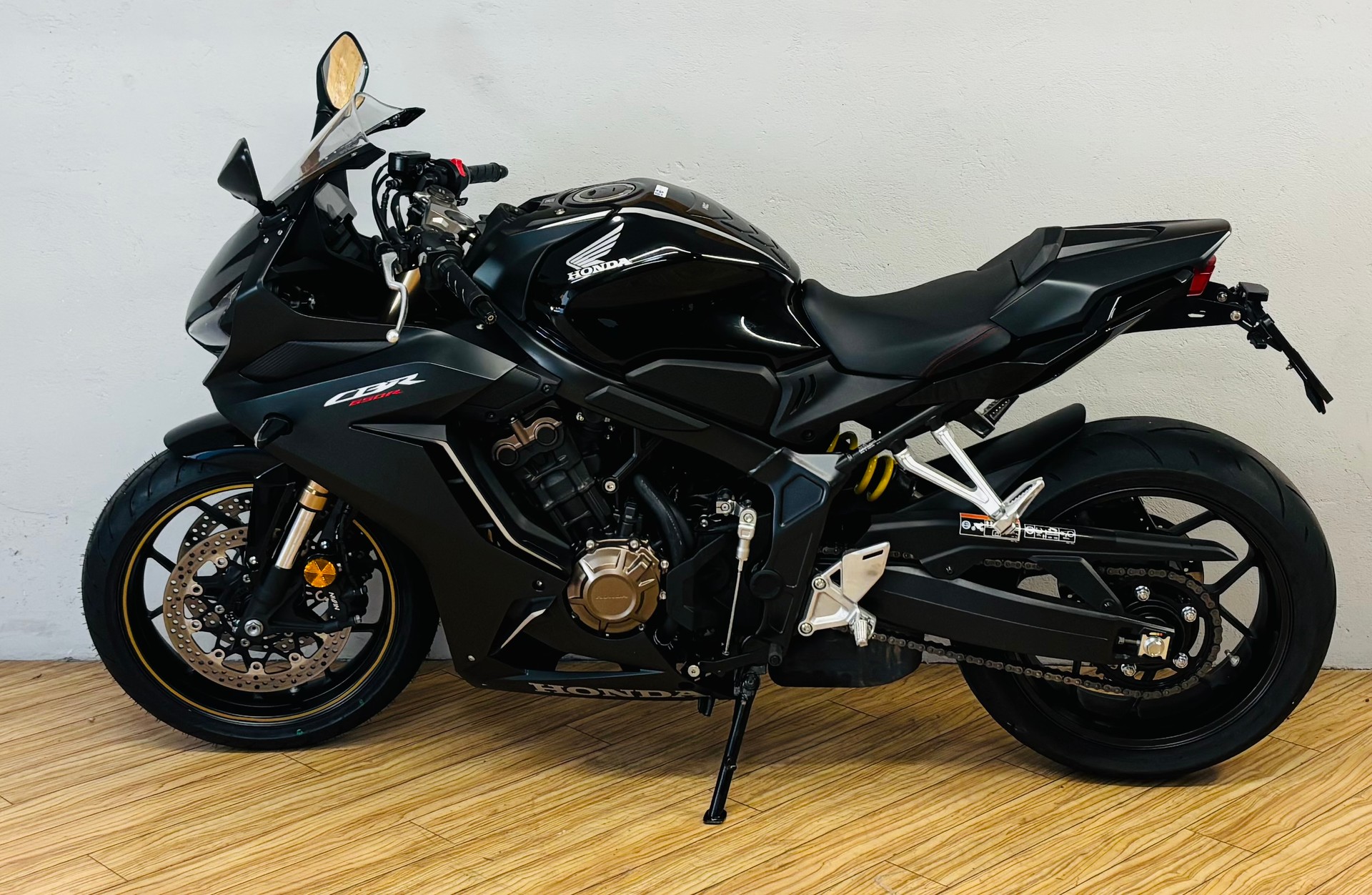 HONDA CBR 650 R (35kW)-image-5