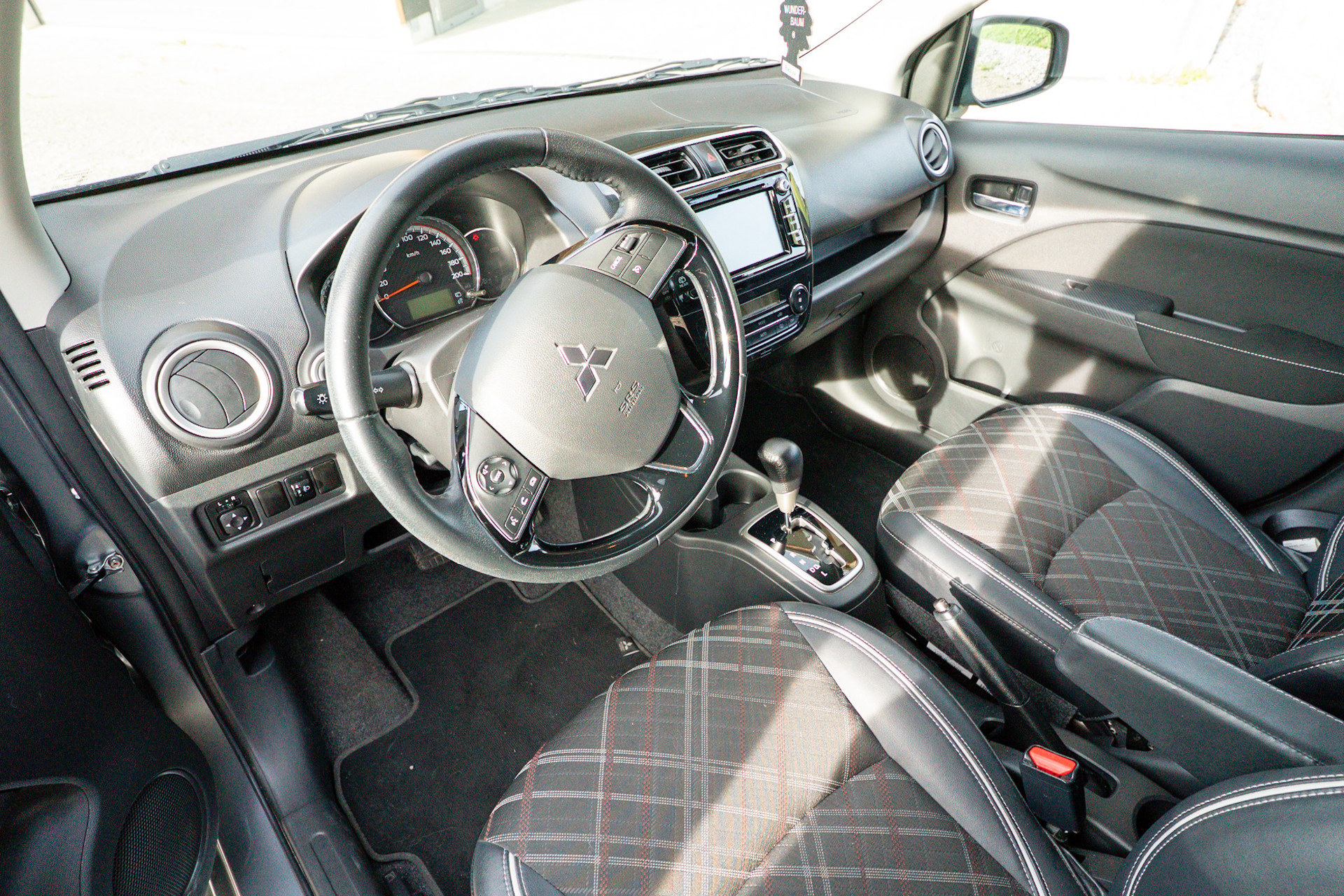MITSUBISHI 1.2 MIVEC Style-image-4