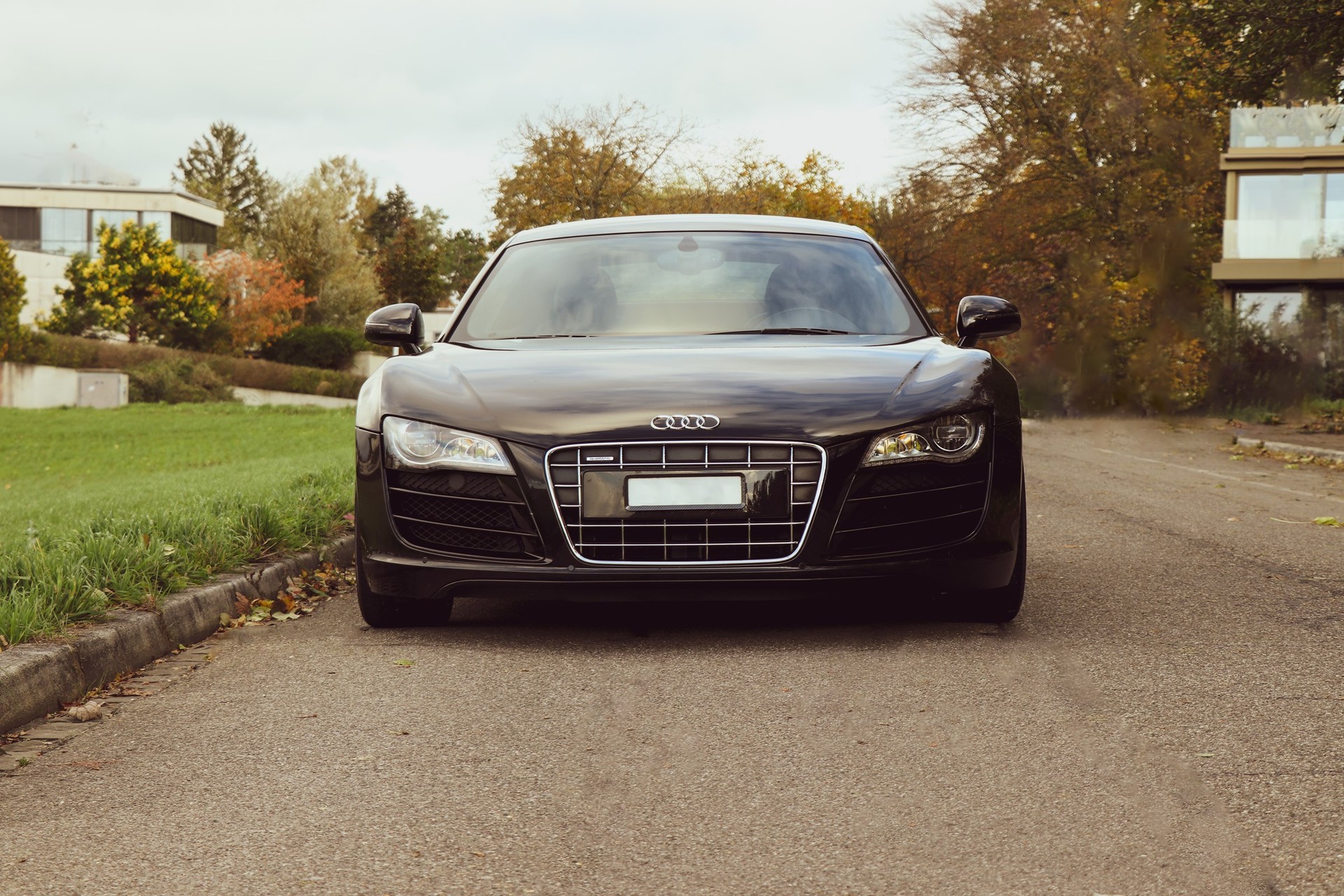 AUDI R8 Coupé 5.2-image-7