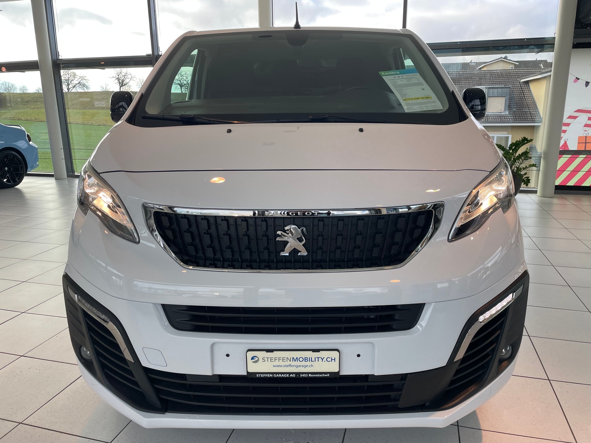 PEUGEOT Expert HDi140 S&S Prem. S-showroom-element-1