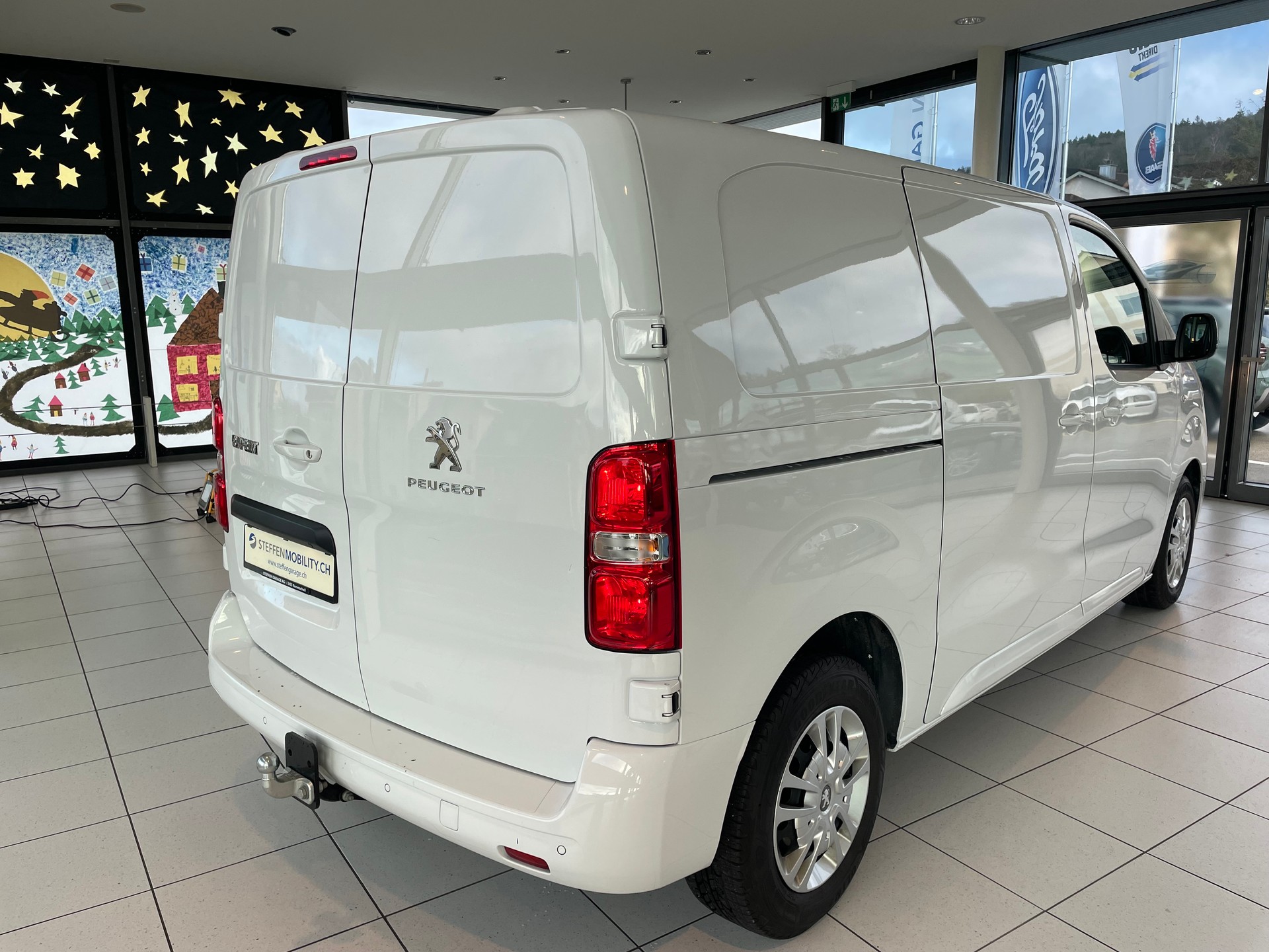 PEUGEOT Expert HDi140 S&S Prem. S-image-4