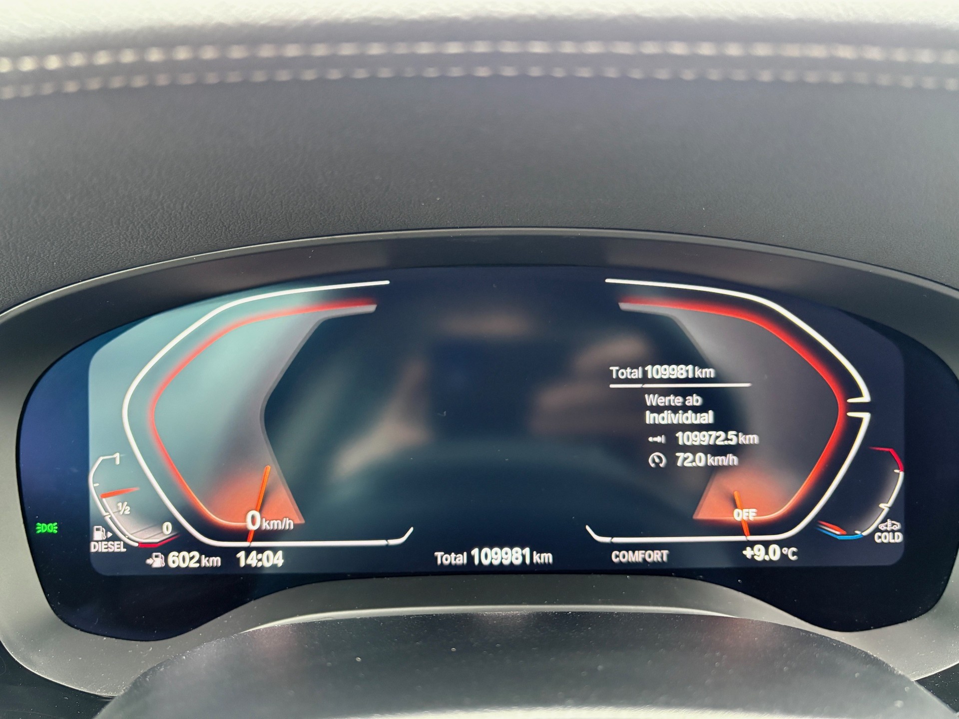 BMW 530d xDrive 48V Touring Luxury Line Steptronic-image-12