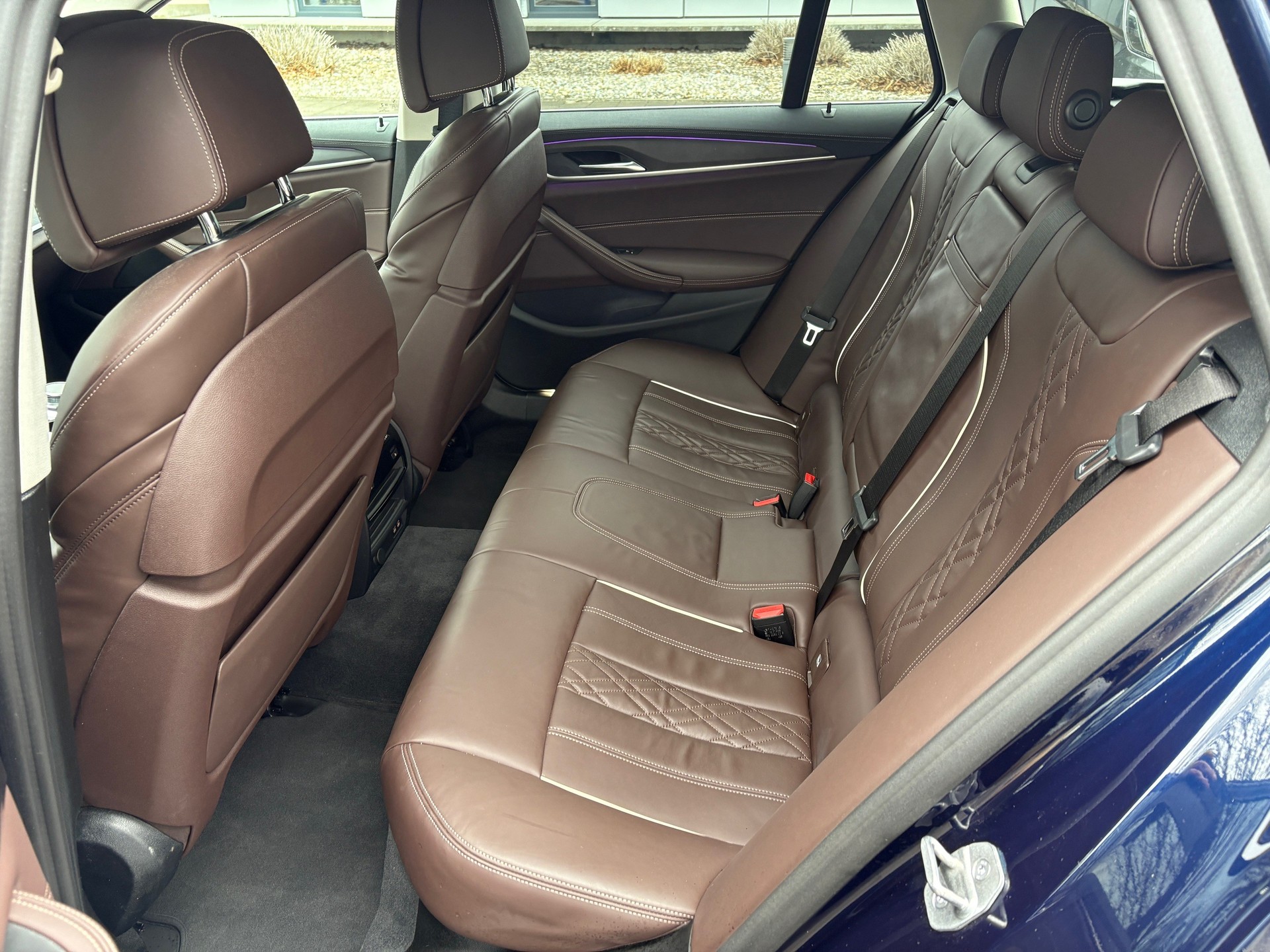 BMW 530d xDrive 48V Touring Luxury Line Steptronic-image-10