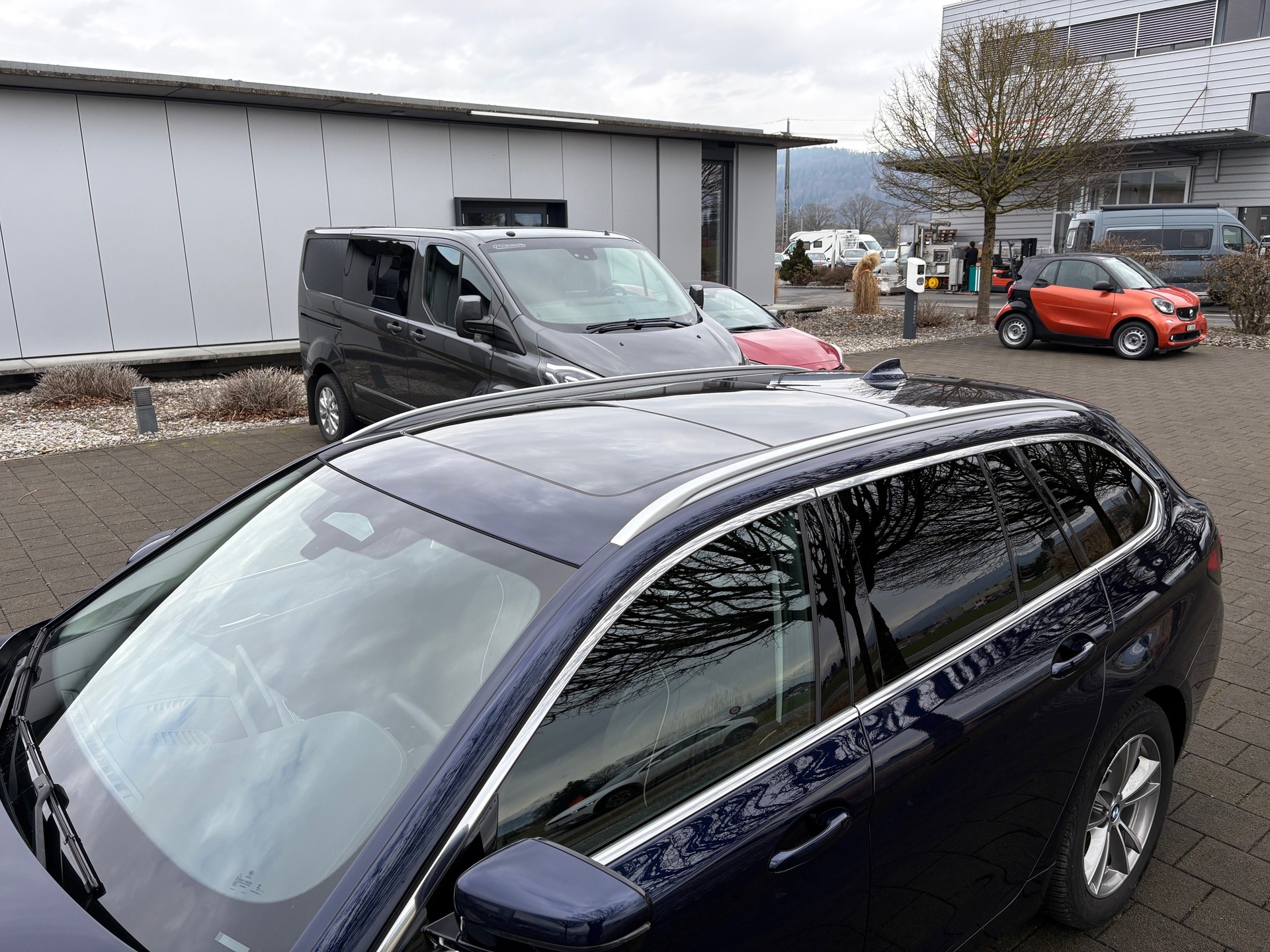 BMW 530d xDrive 48V Touring Luxury Line Steptronic-image-5