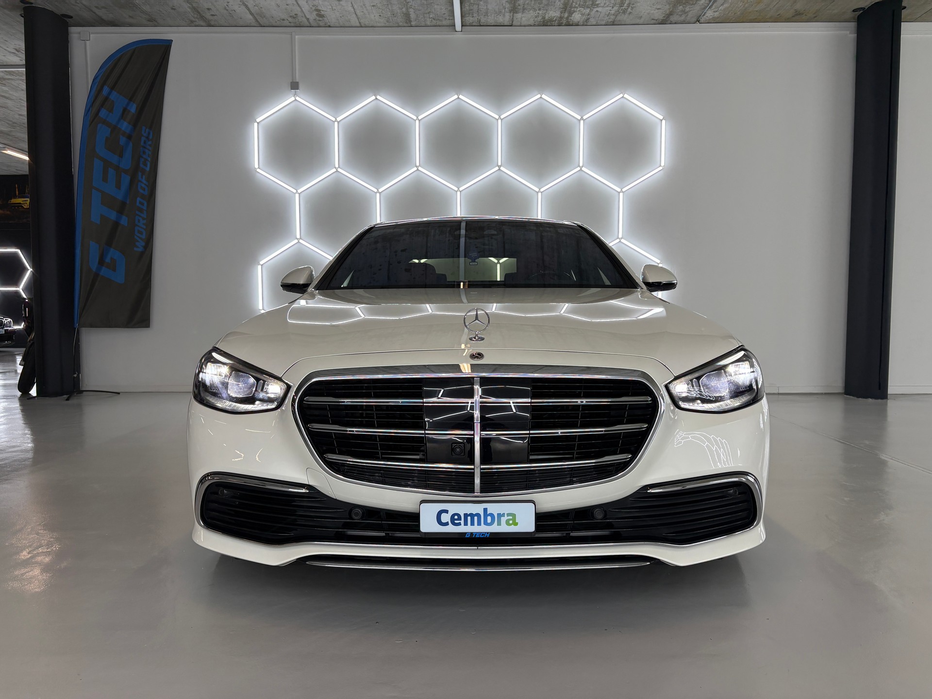 MERCEDES-BENZ S 580 4Matic 9G-Tronic-showroom-element-1