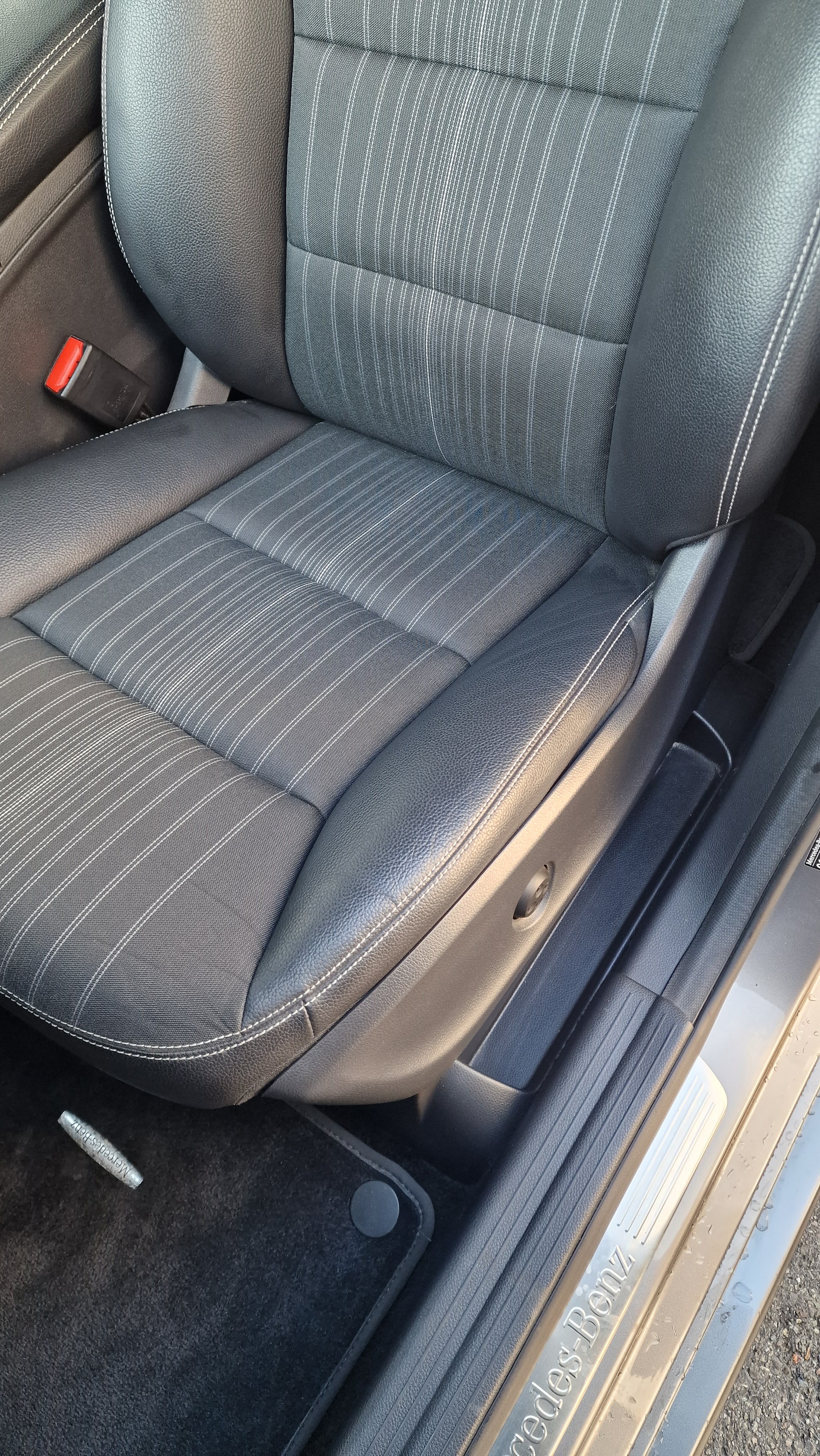 MERCEDES-BENZ B 200-image-9