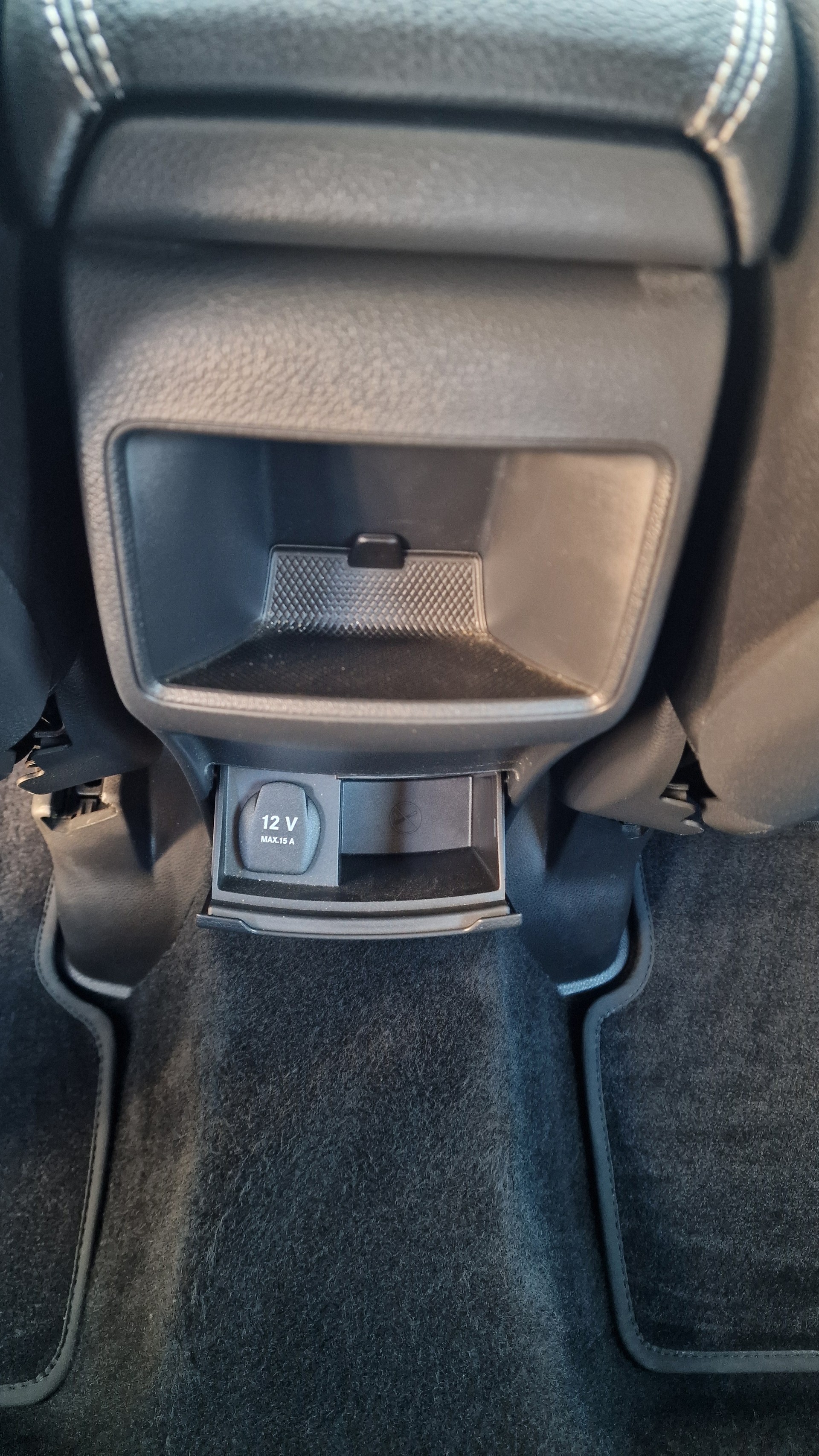 MERCEDES-BENZ B 200-image-29